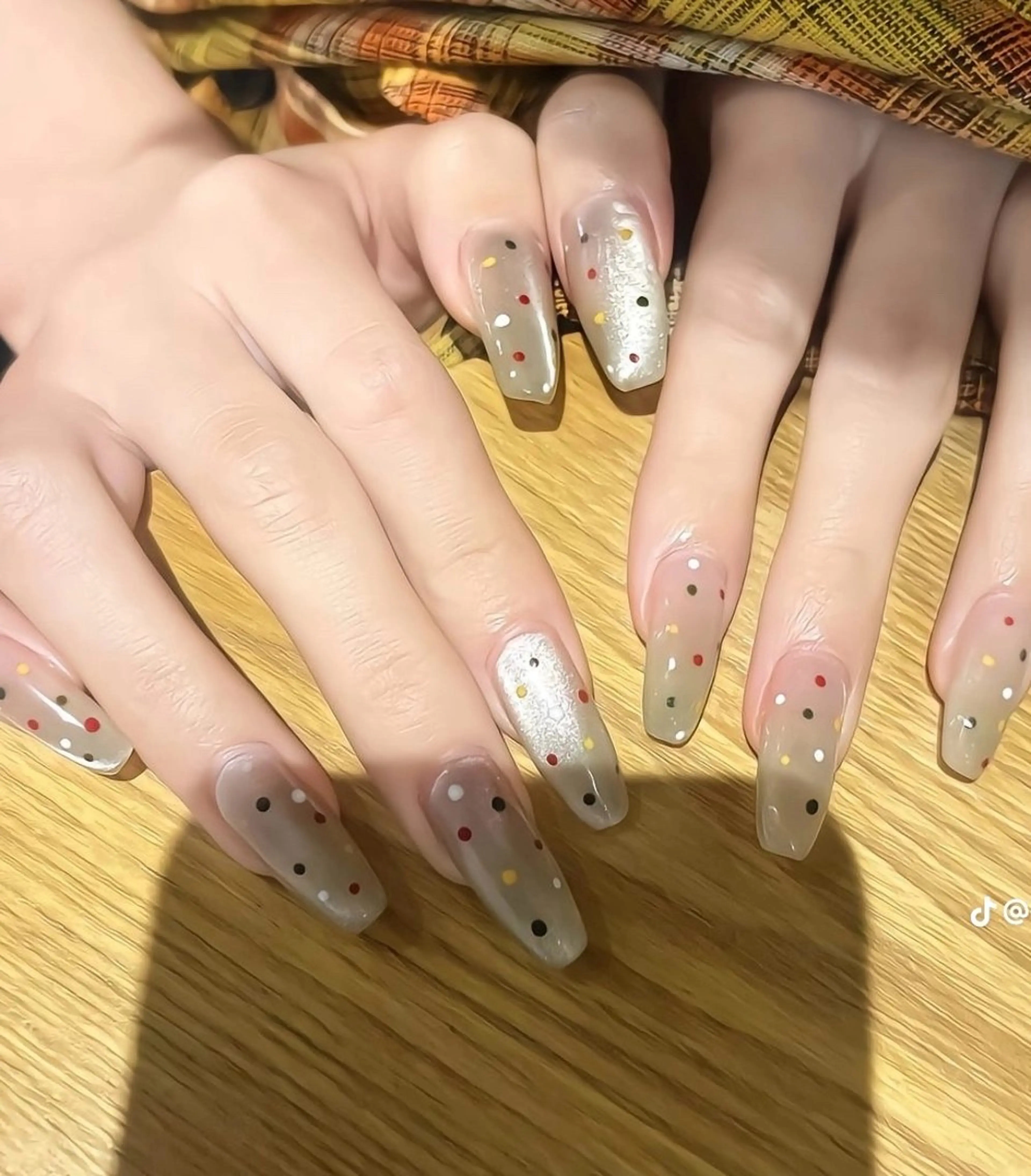 ネイル モナ& あきのネイルデザイン