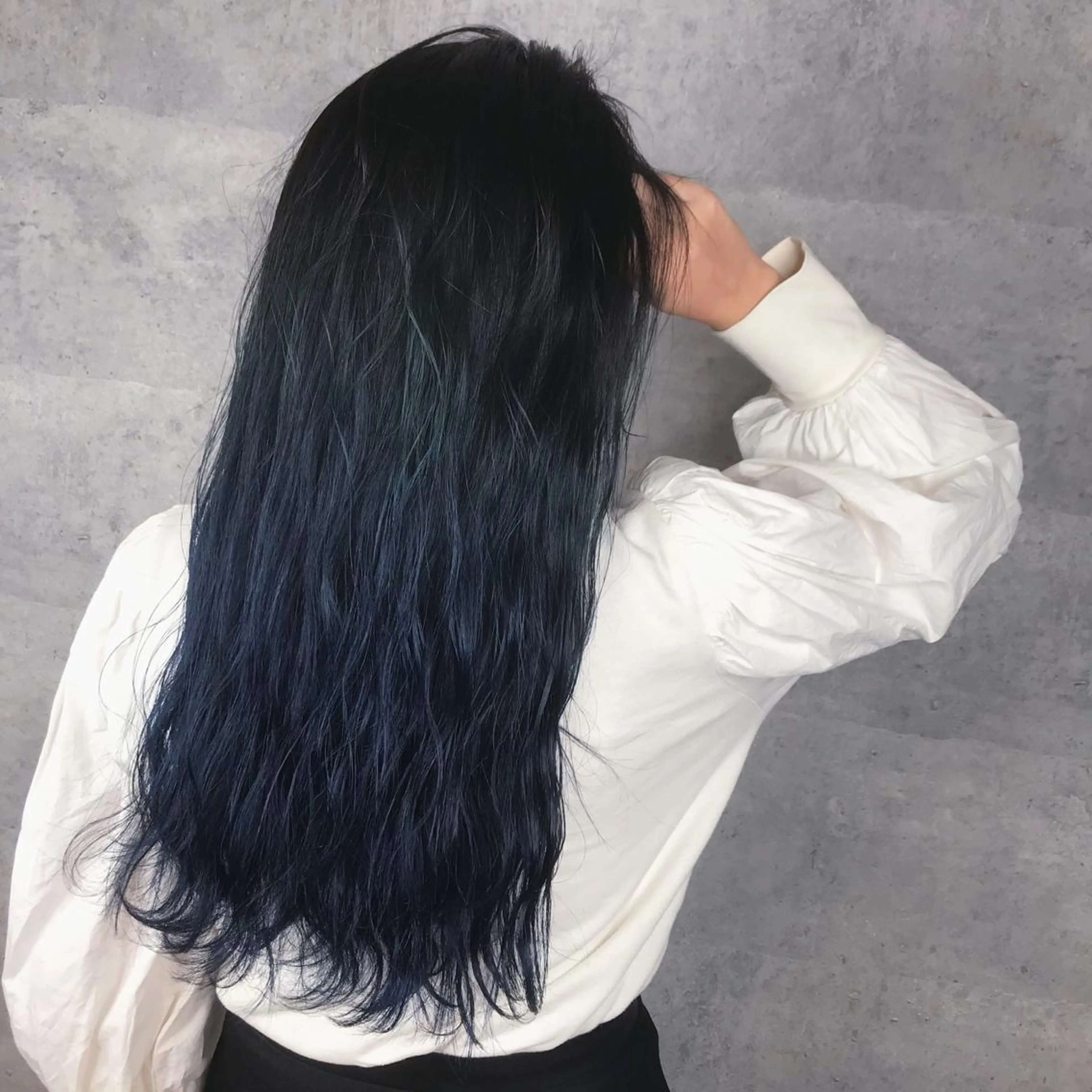 ロング カラー アンダーバーホワイト_WHITE所属・_WHITE芝本 賢吾【天王寺店】のヘアスタイル