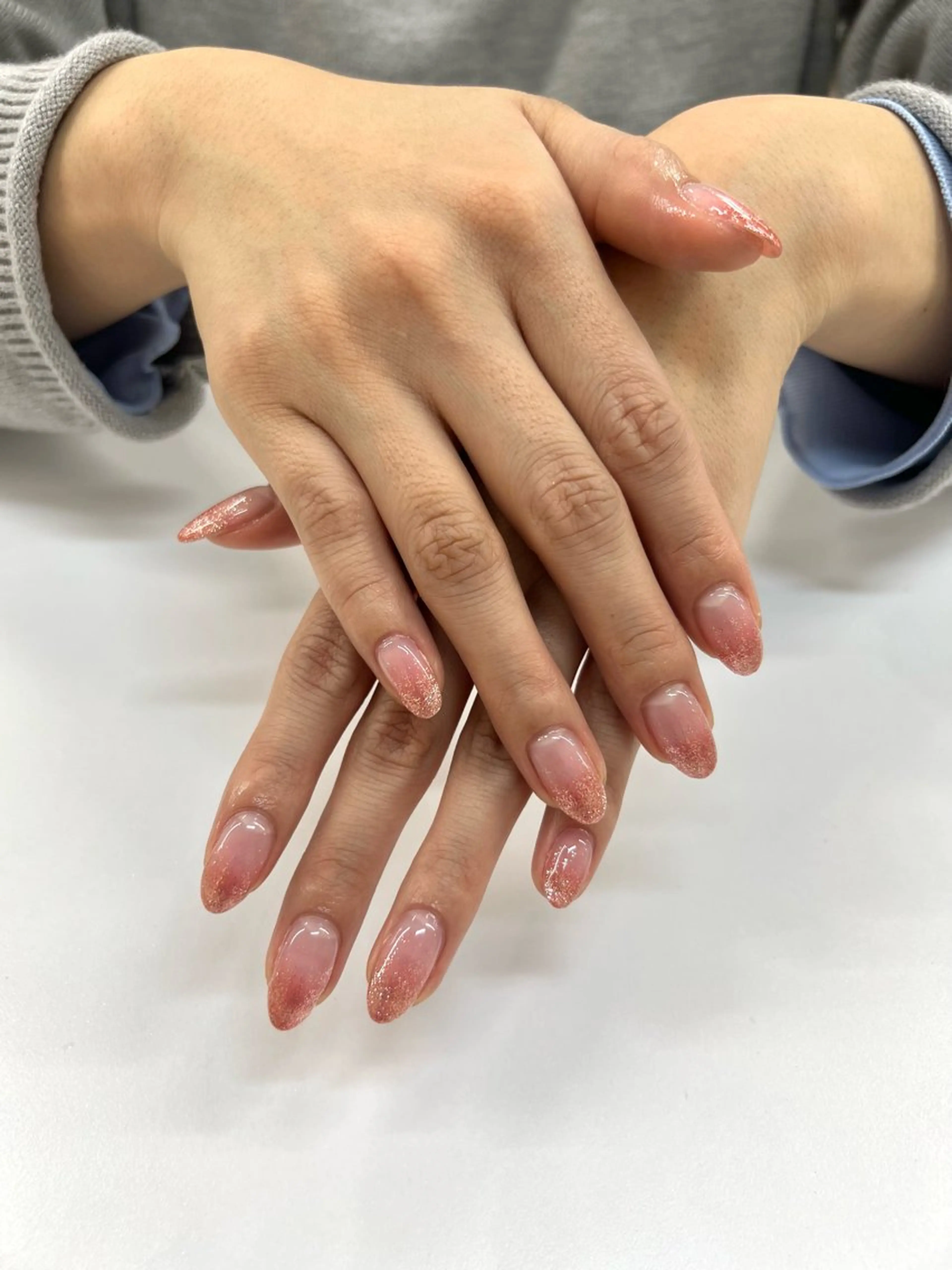 ネイル ラメ(グリッター) ラメグラデーション Tsuneyama yukaのネイルデザイン