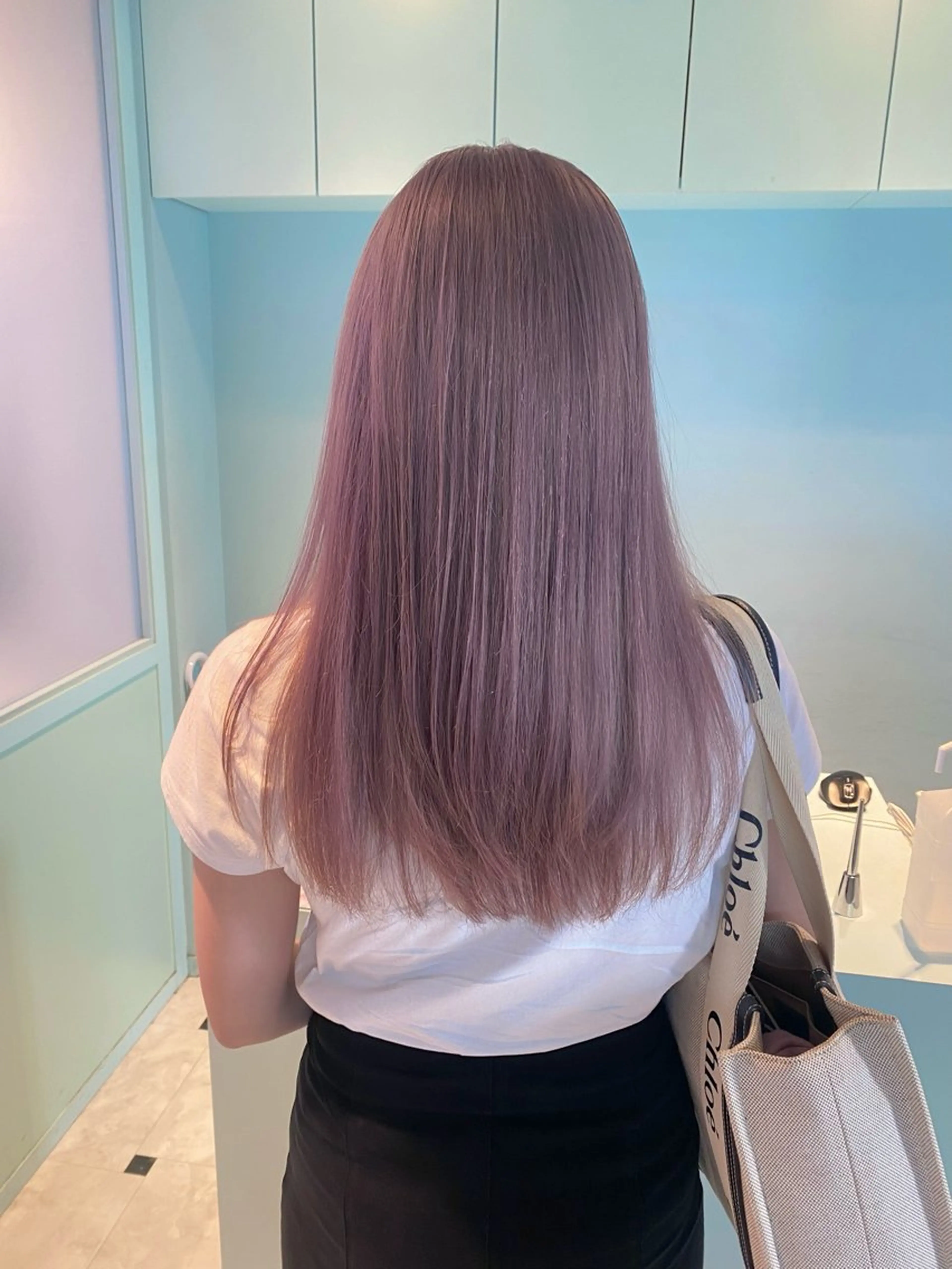 ミディアム ブリーチ✖️ 縮毛LANDのヘアスタイル