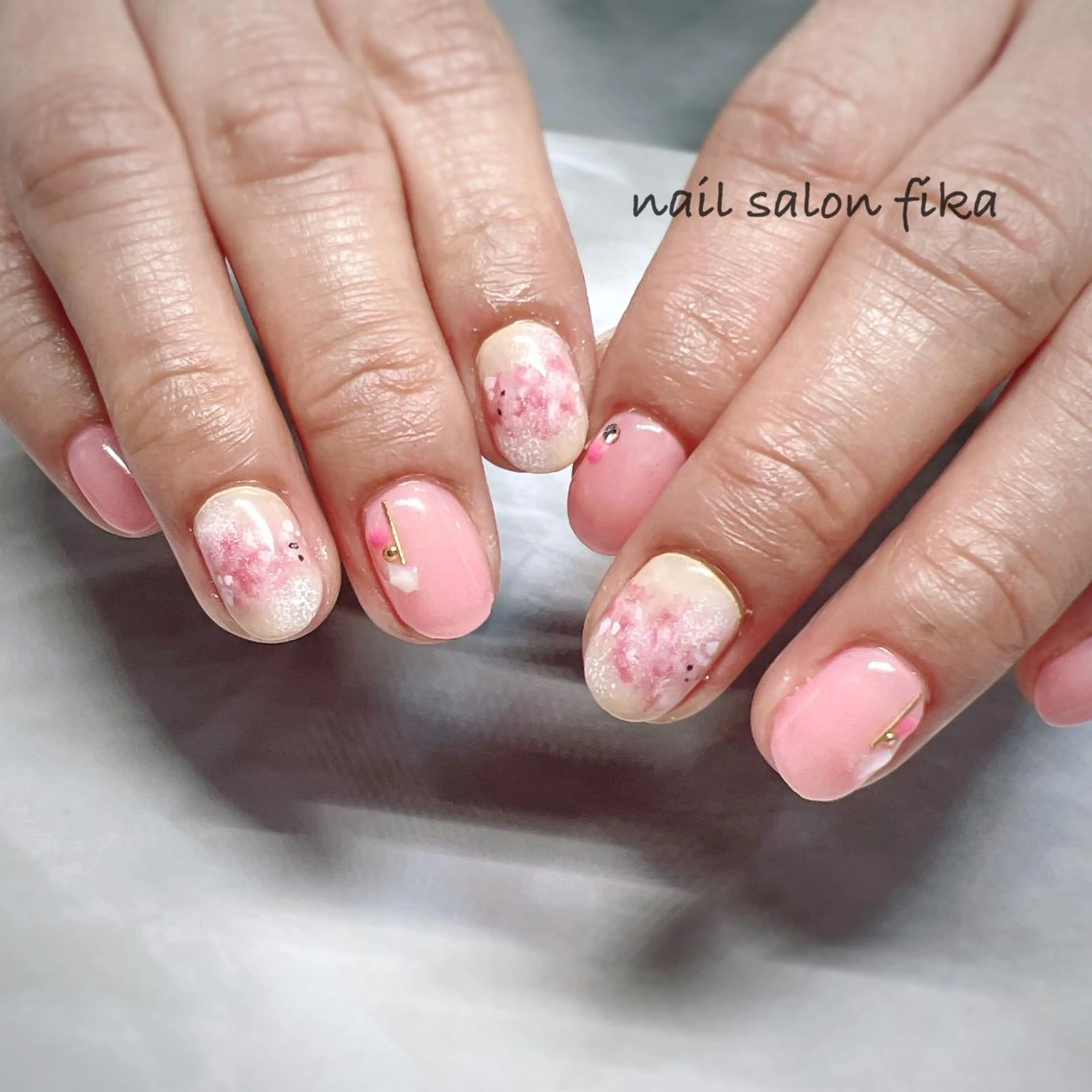 ネイル 桜ネイル 入学式 卒業式 オフィスネイル ショートネイル nail salon fikaのネイルデザイン
