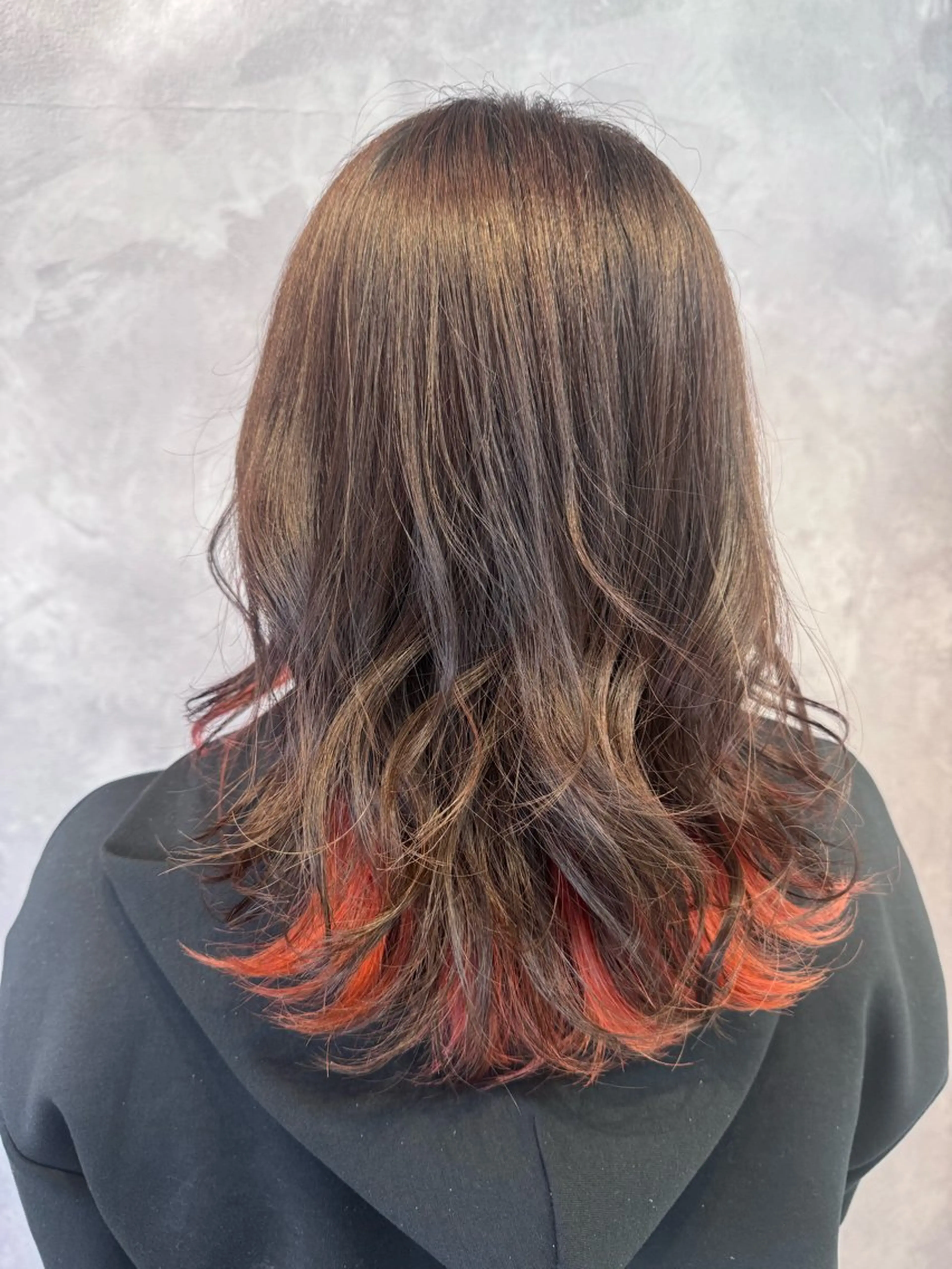 ミディアム カラー カット ヘアカラー トリートメント ヒヨシ ルナのヘアスタイル