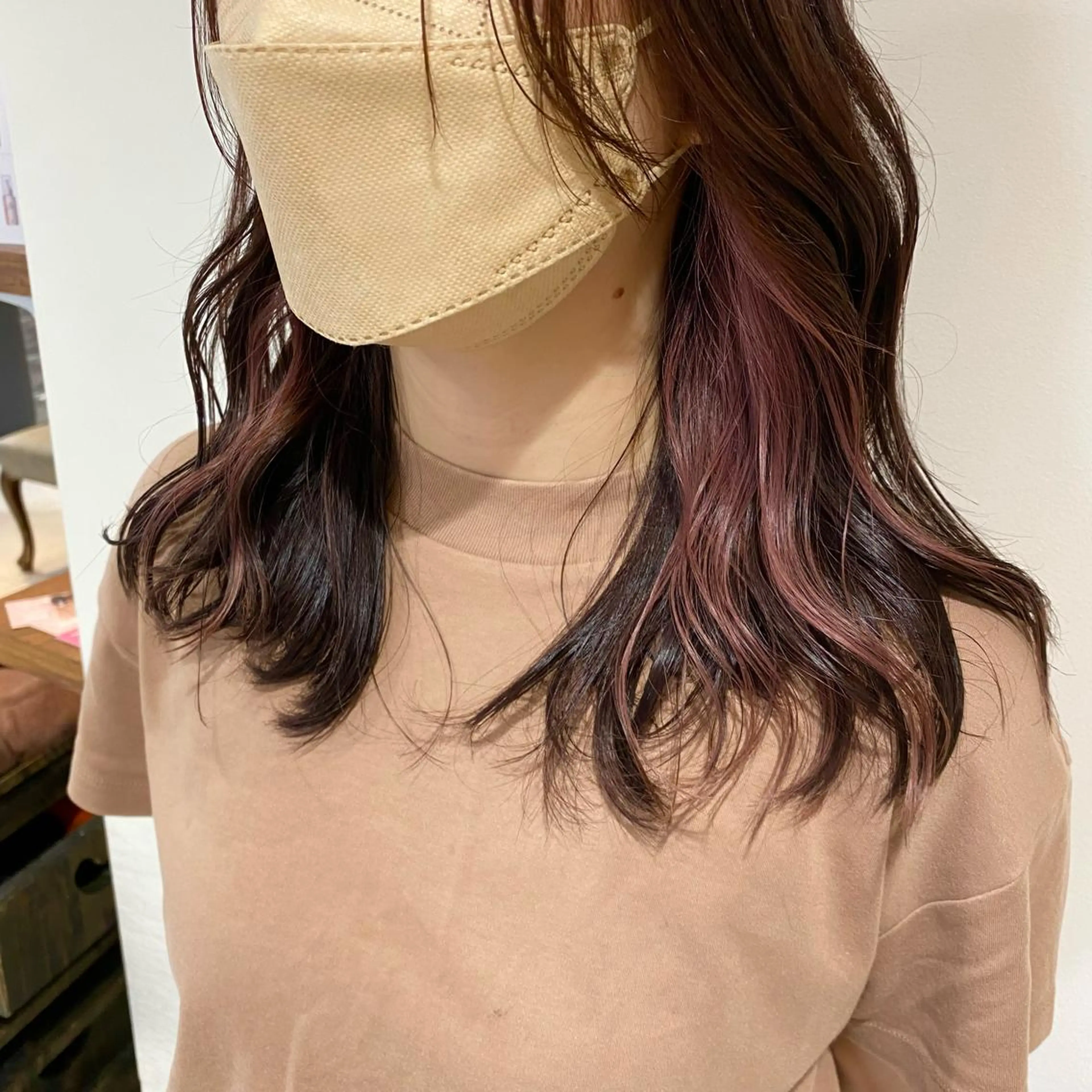 セミロング カラー ベージュカラー ブリーチ イヤリングカラー ピンクカラー ピンクベージュ 関口 桃花🌷 暖色カラーのヘアスタイル