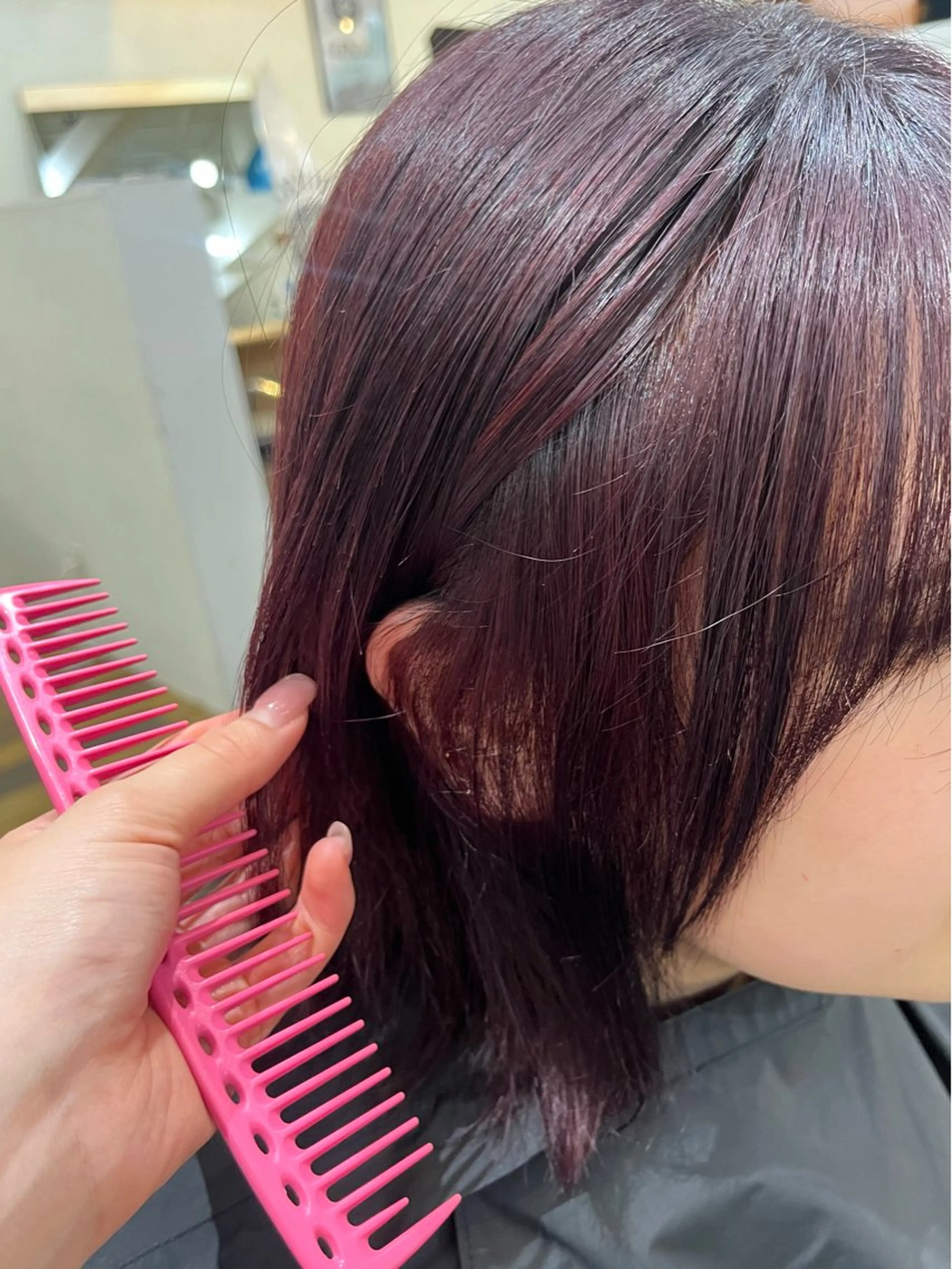 ショート カラー R i nのヘアスタイル