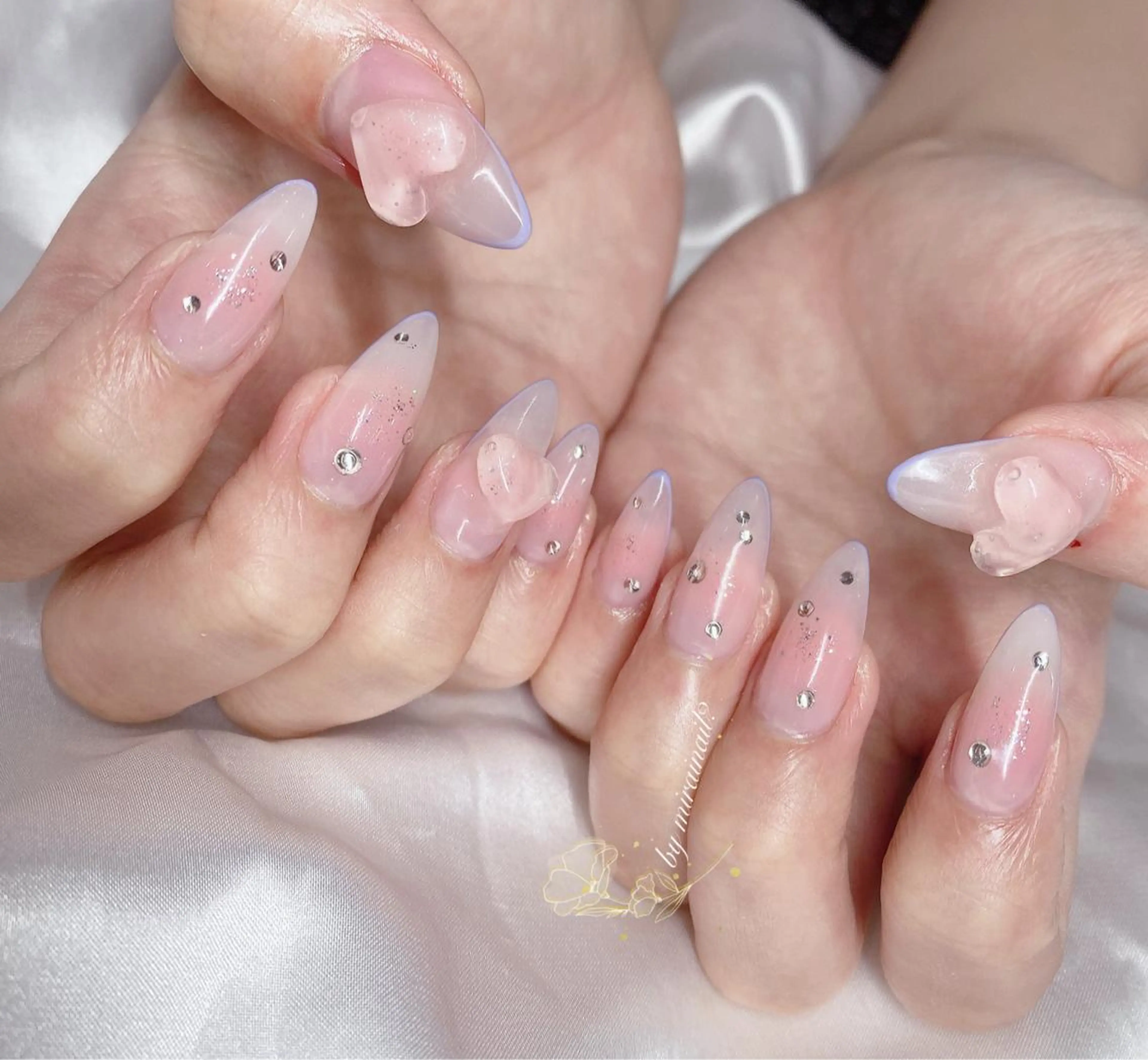 ネイル ネイルサロン 9Carats神田のネイルデザイン