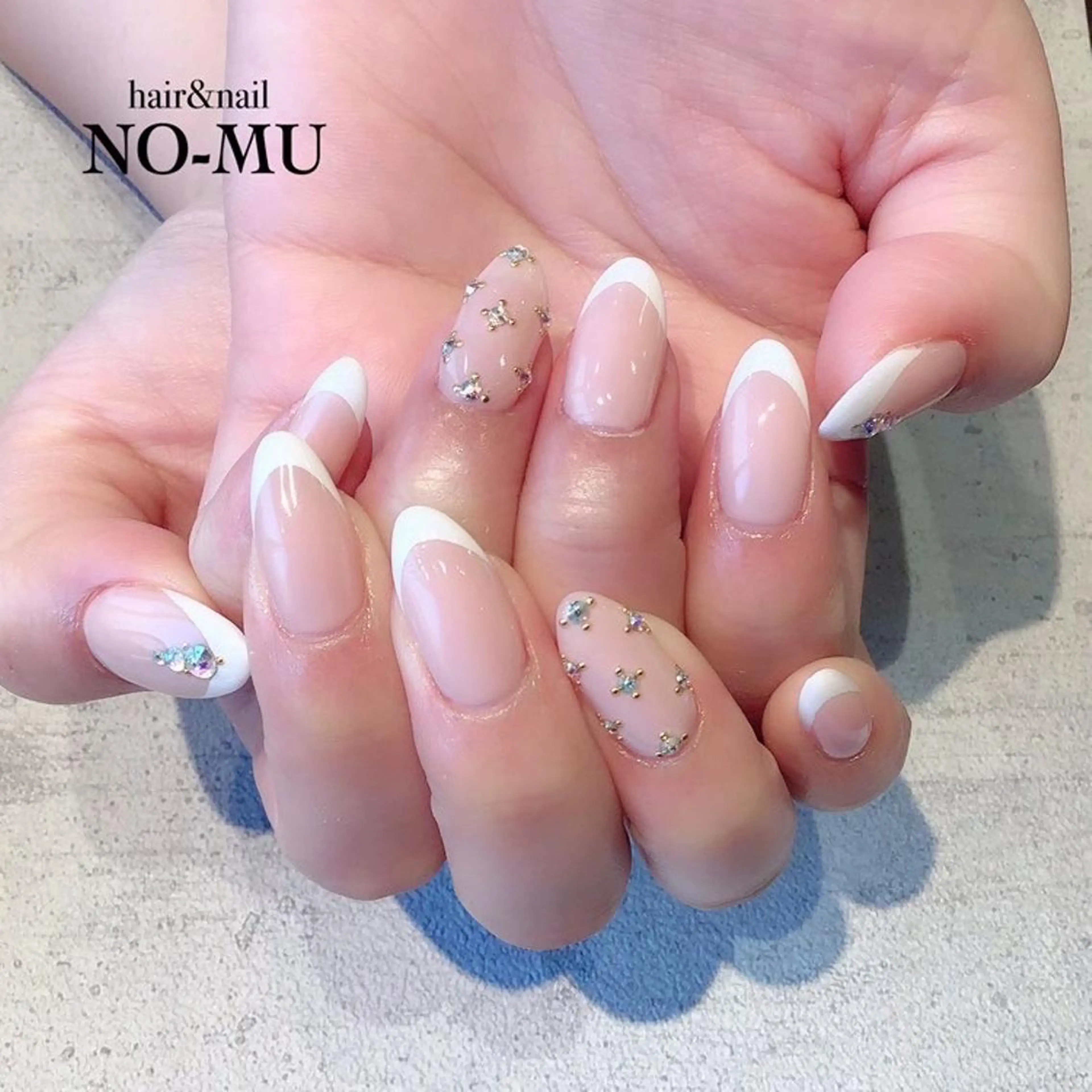 ネイル フレンチネイル ハンドネイル hair&nail NO-MU所属・hair&nail NO-MUのネイルデザイン