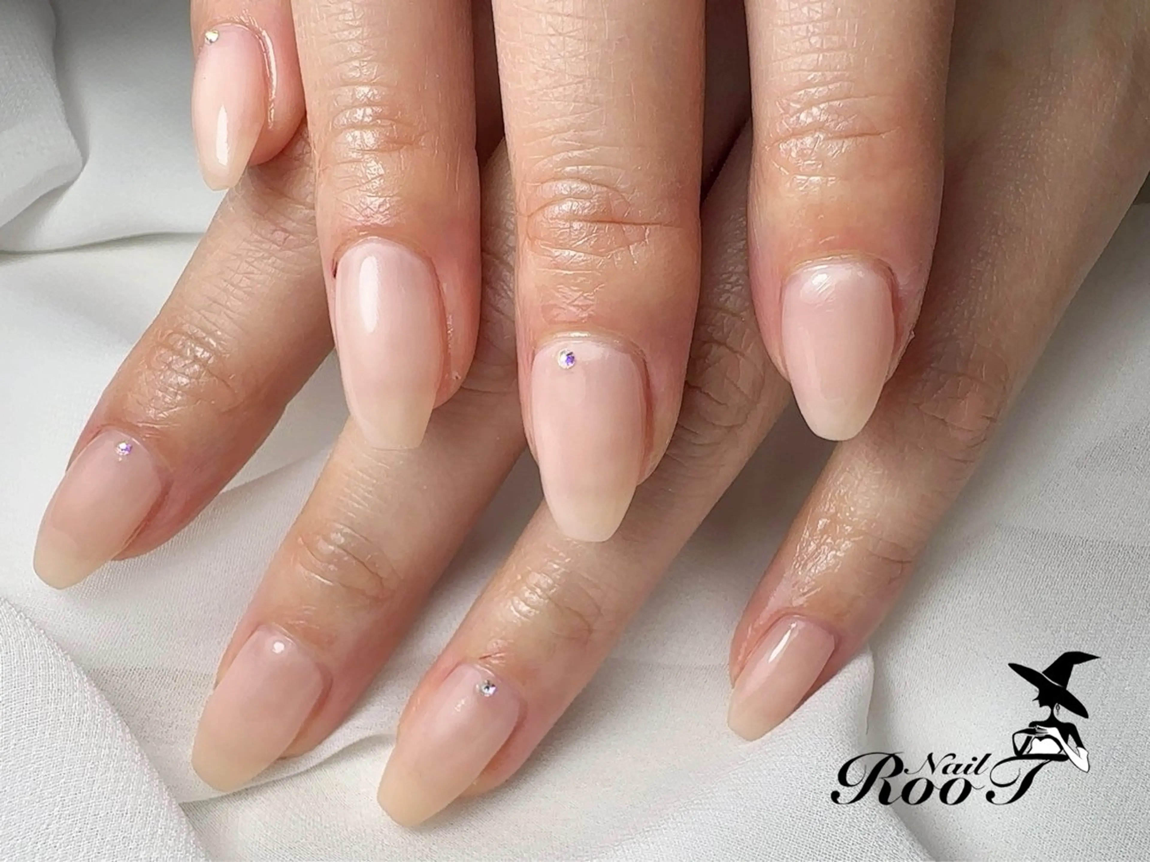 ネイル ハンドネイル RooT Nailのネイルデザイン