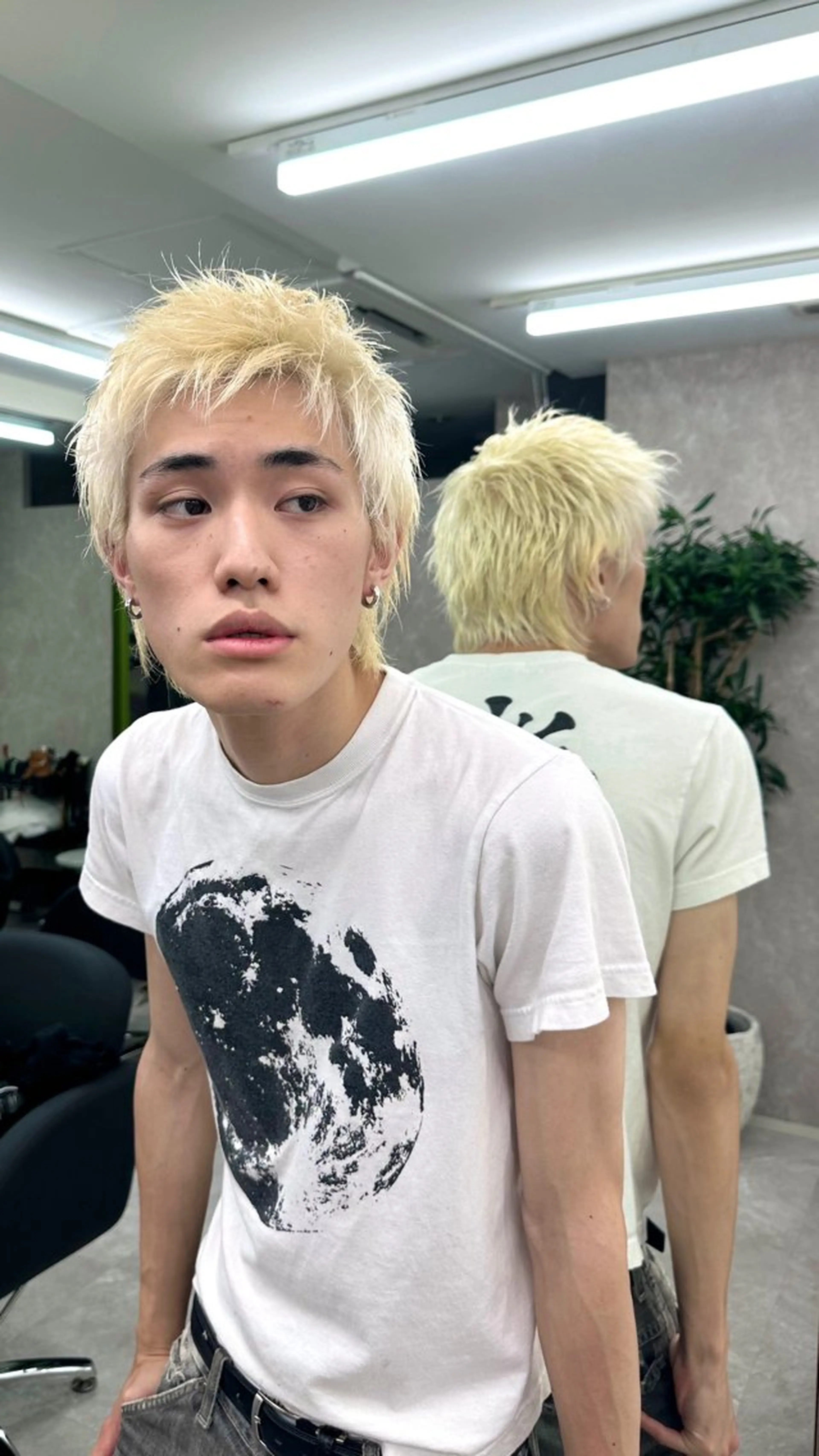 カラー メンズ メンズブリーチ ブリーチ 抜きっぱなしブロンド 縮毛矯正/艶カラー /髪質改善/なんばのヘアスタイル