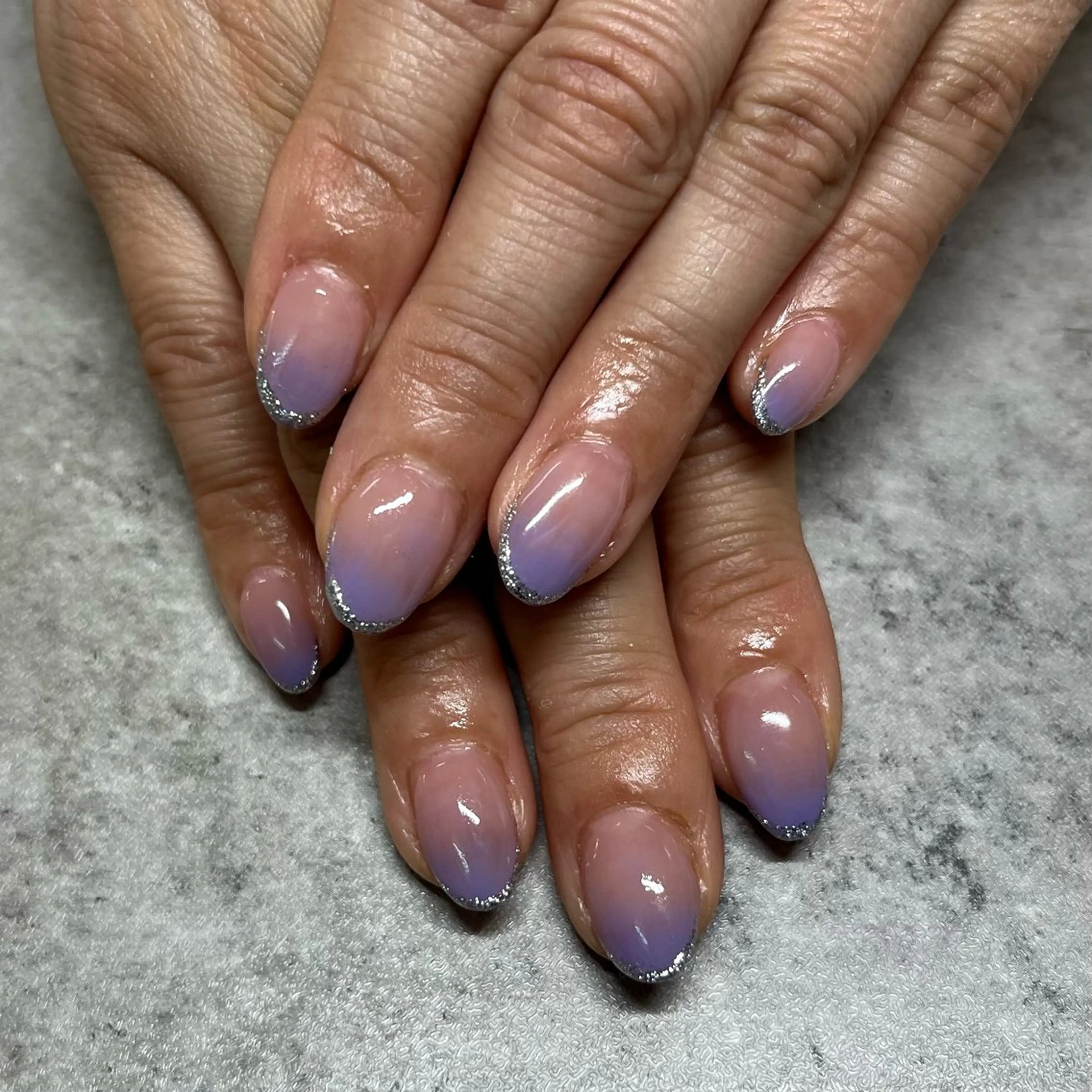 ネイル グラデーション Beauty salon smily 八尾店所属・nail salon smily momoのネイルデザイン