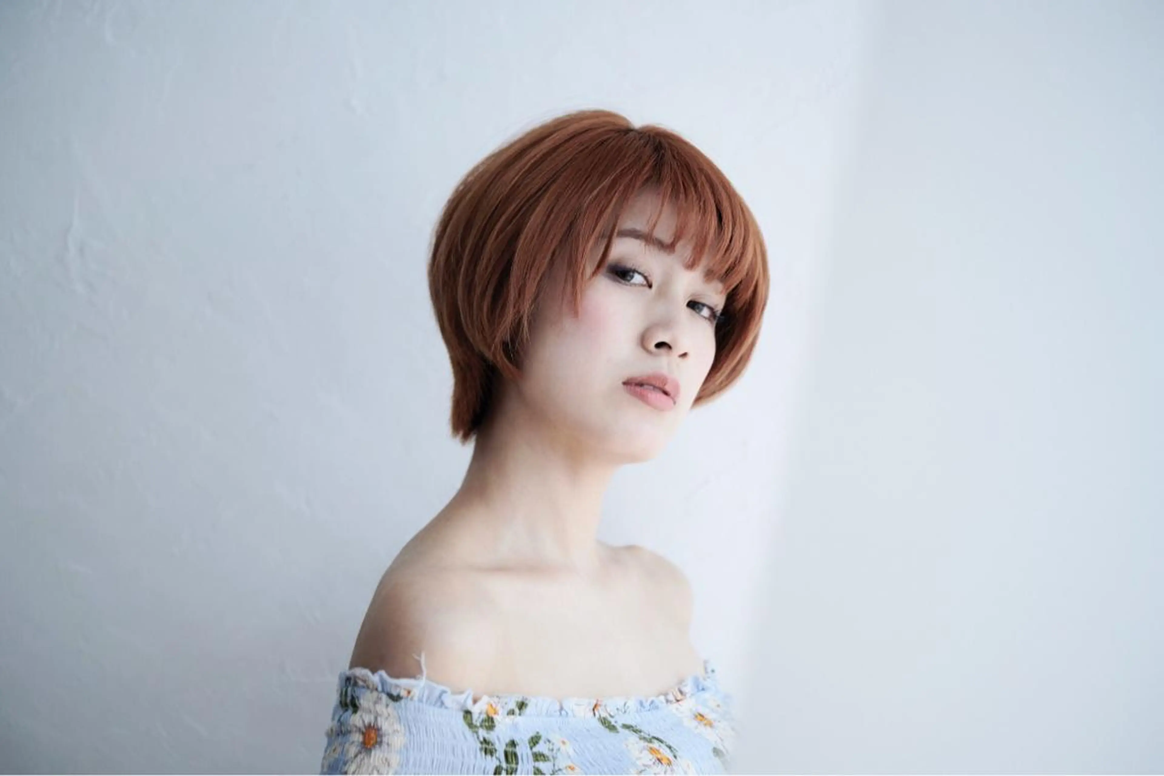 ショート カラー パーマ ヘアアレンジ オレンジ カット ヘアカラー トリートメント 推し活専用 【派手髪】飯野ゆかりのヘアスタイル