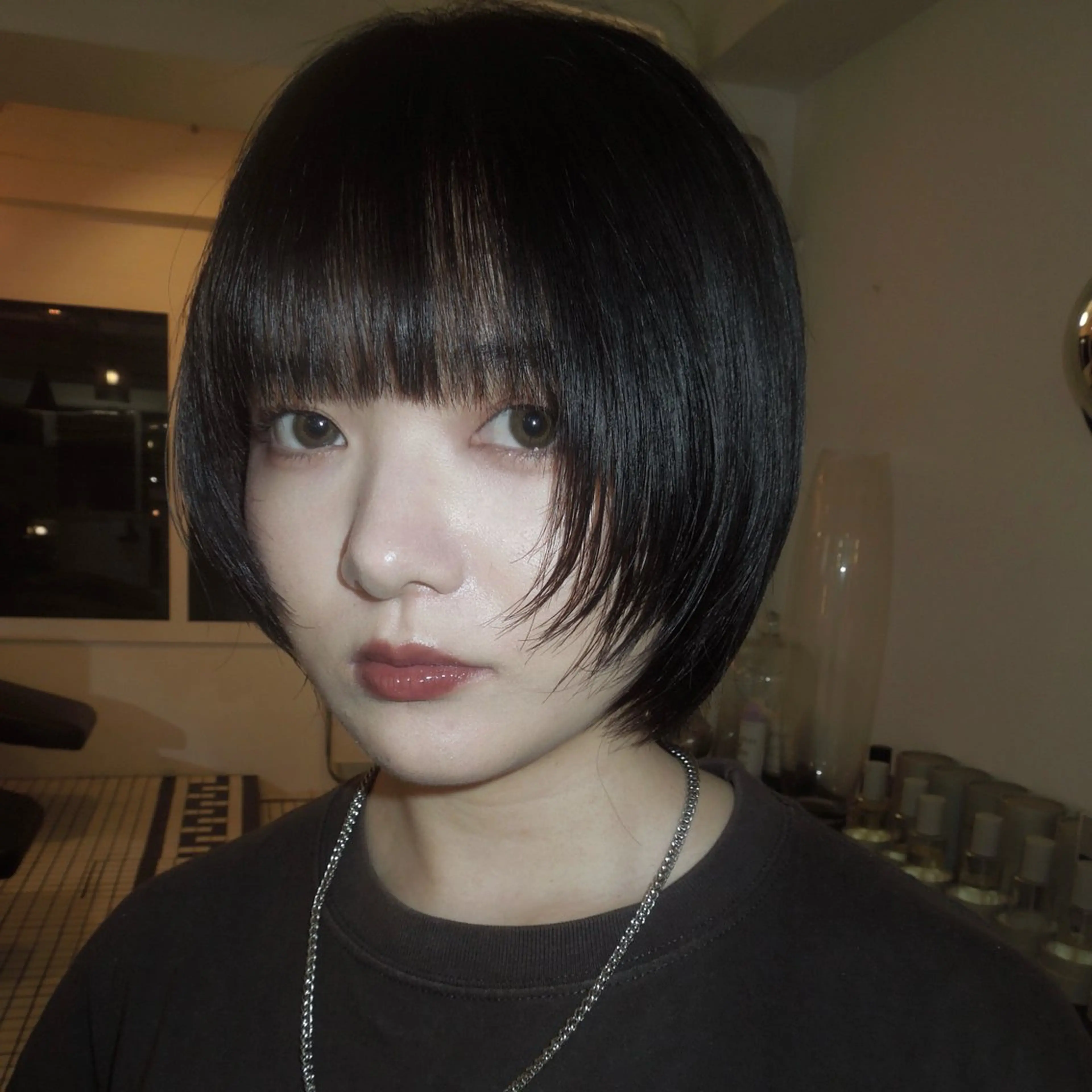 ショート カラー レイヤーカット ショートヘア カット ヘアカラー トリートメント タマキ/似合わせ カット/Wカラーのヘアスタイル