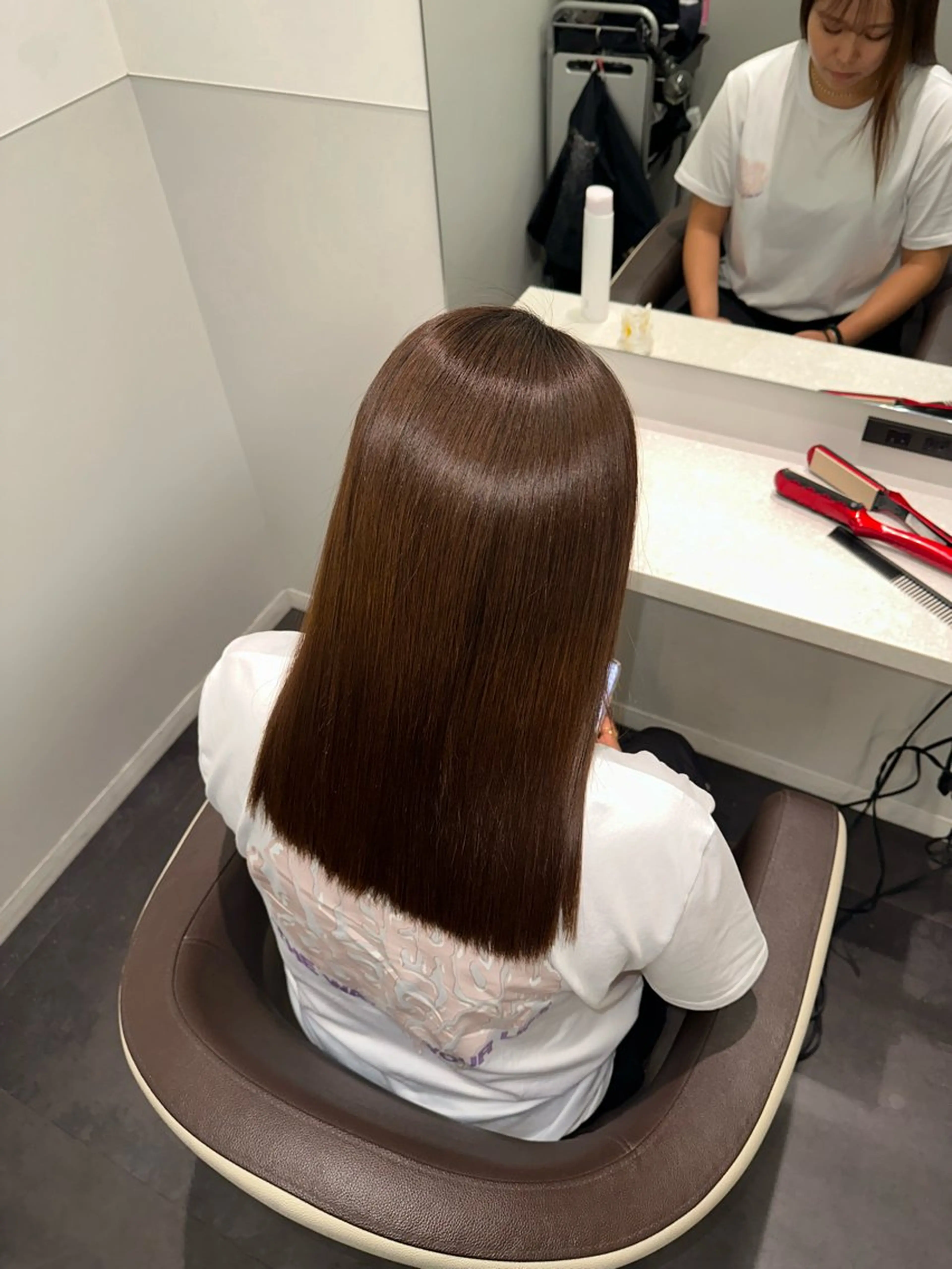 セミロング Wisteria所属・美髪特化✨ 伊織✨縮毛矯正✨のヘアスタイル