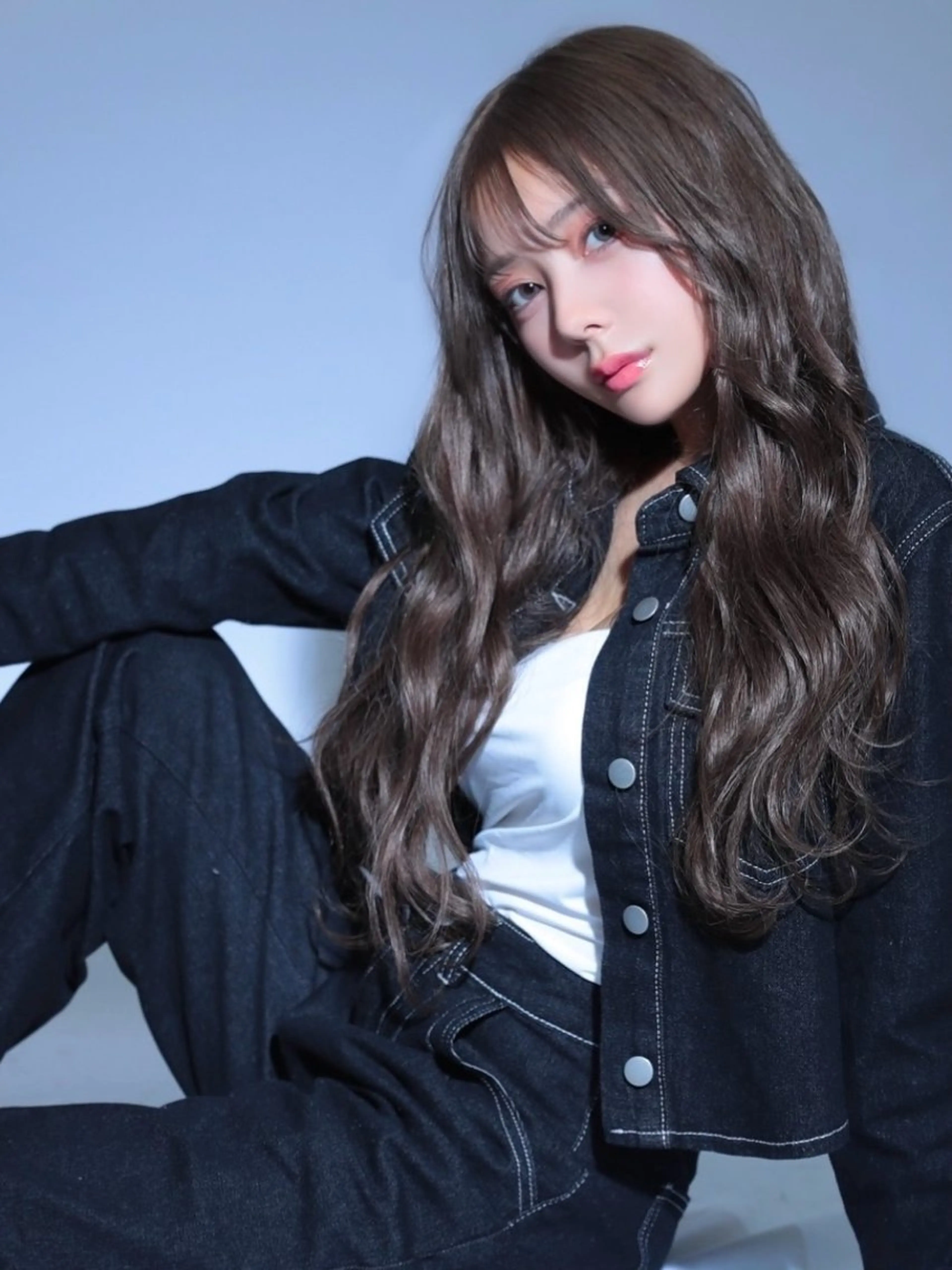 ロング 奥本 侑 ハイトーン、髪質改善のヘアスタイル