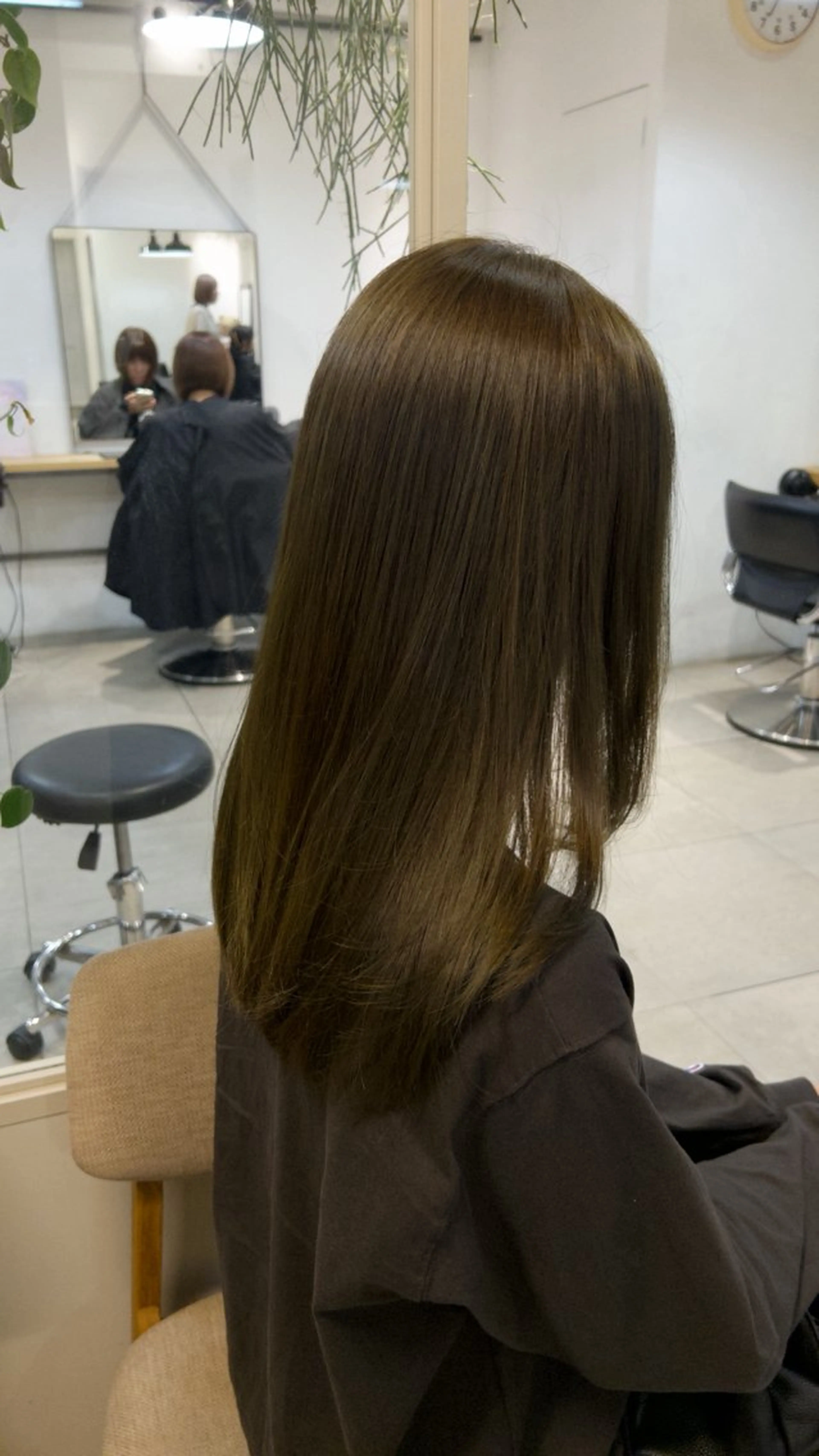 セミロング カラー カット ヘアカラー じゅわっと暖色カラー 🍊Moemiのヘアスタイル