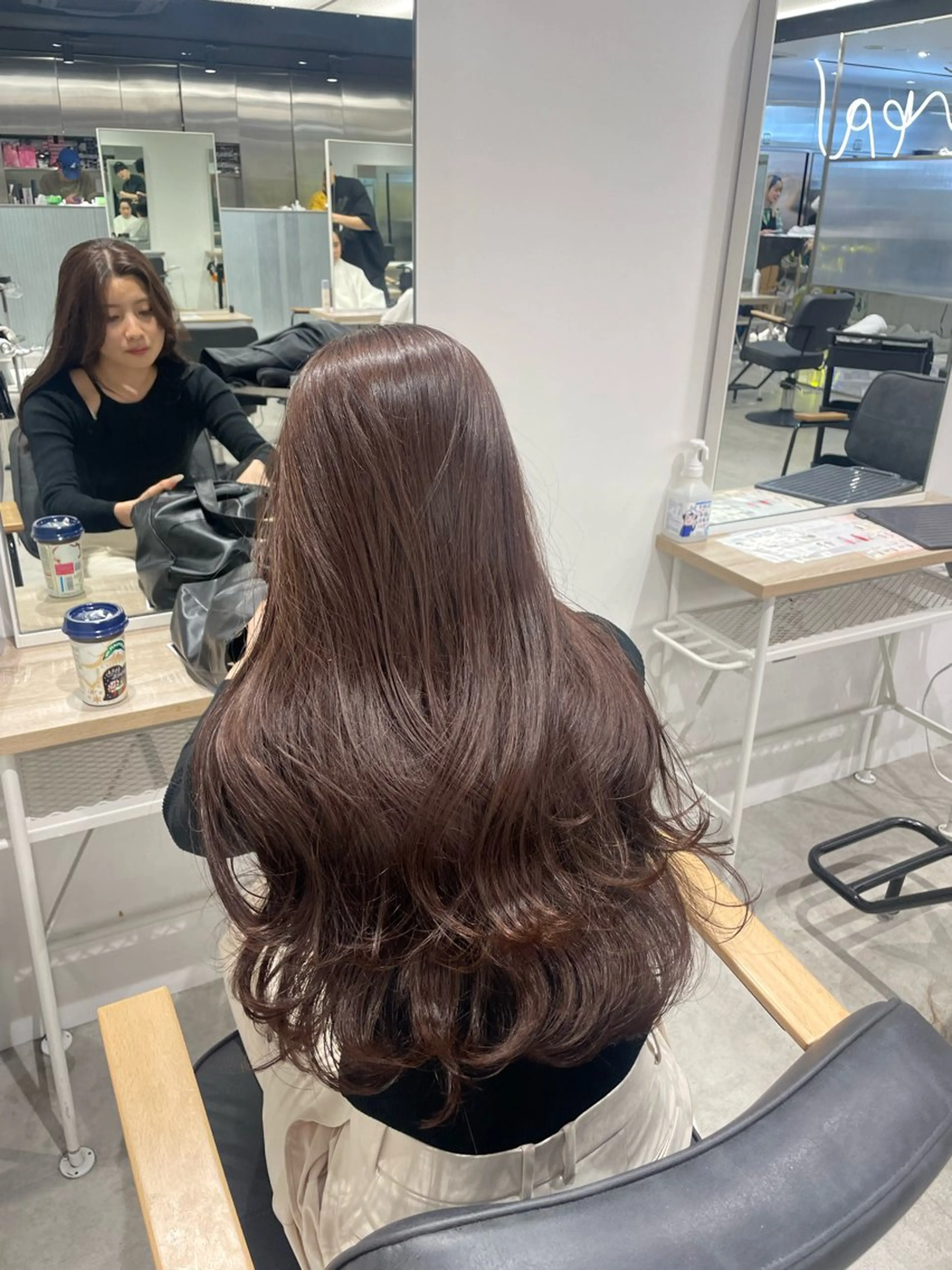 ロング ロングレイヤー 顔まわりレイヤー 顔周りカット 髪質改善 レイヤーカット ARISA︎ ハイトーン/メンズCのヘアスタイル