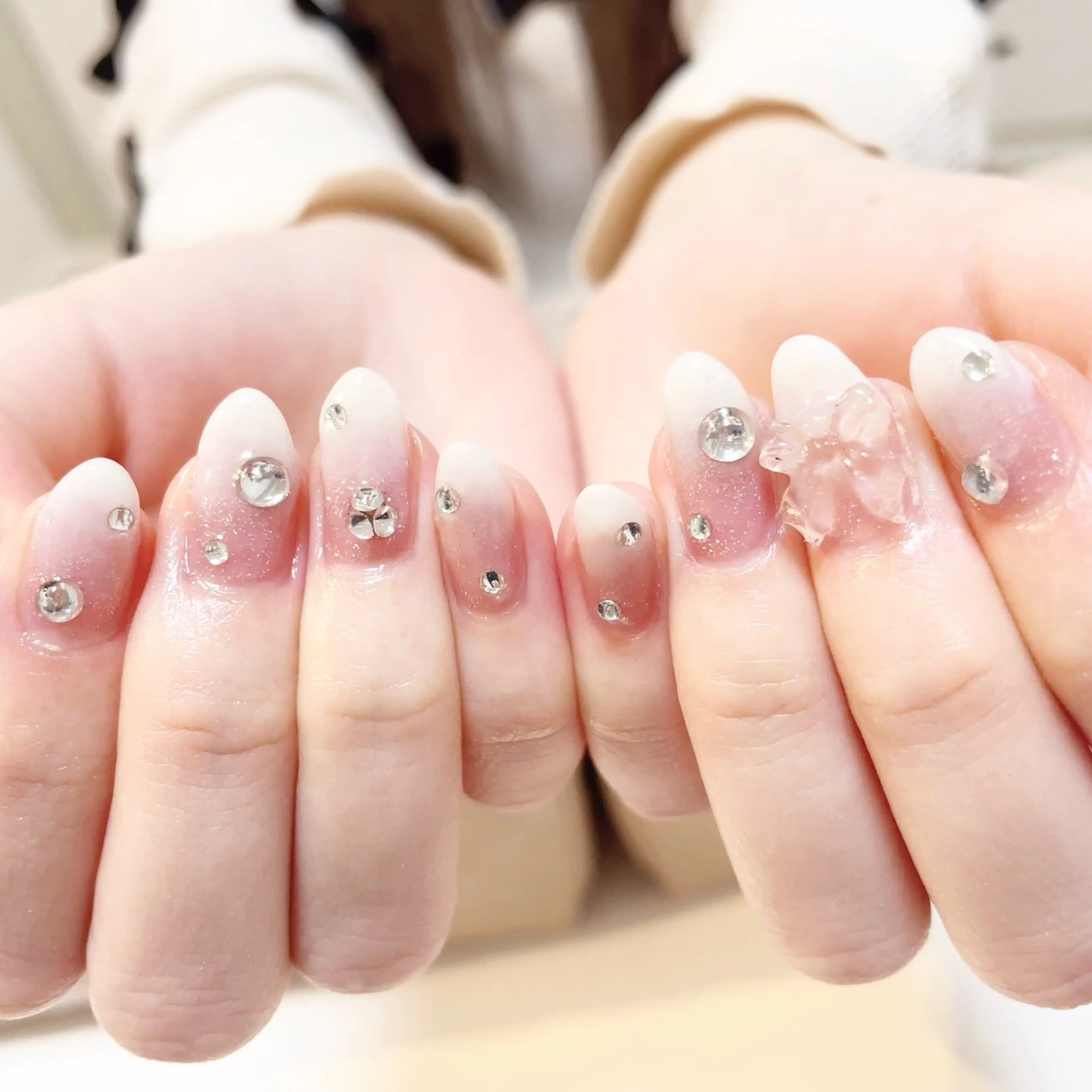 ネイル manis .のネイルデザイン