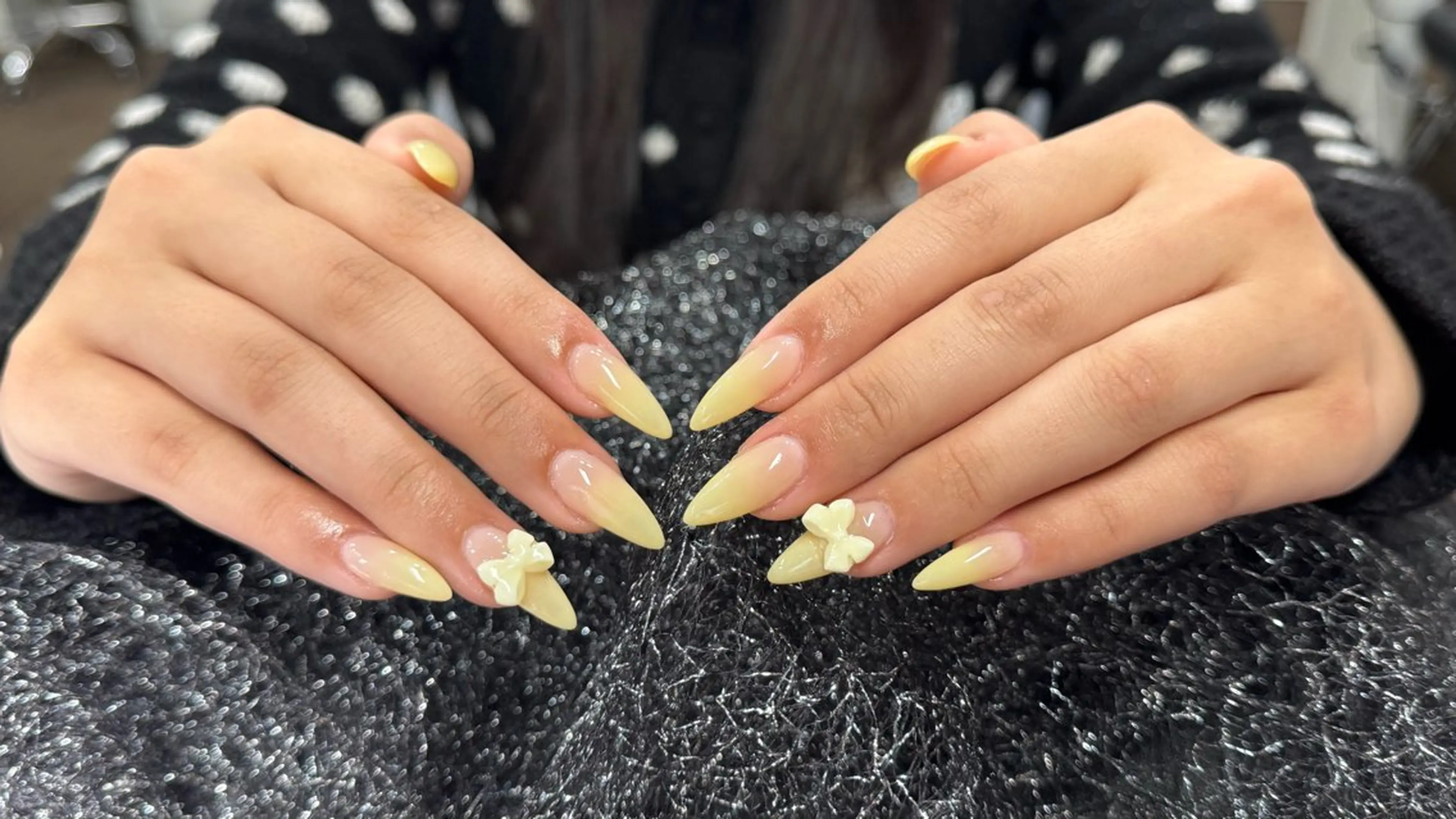 ネイル 成人式 フラッシュネイル フレンチネイル ジェルネイル グラデーション Lya Nail Rinのネイルデザイン