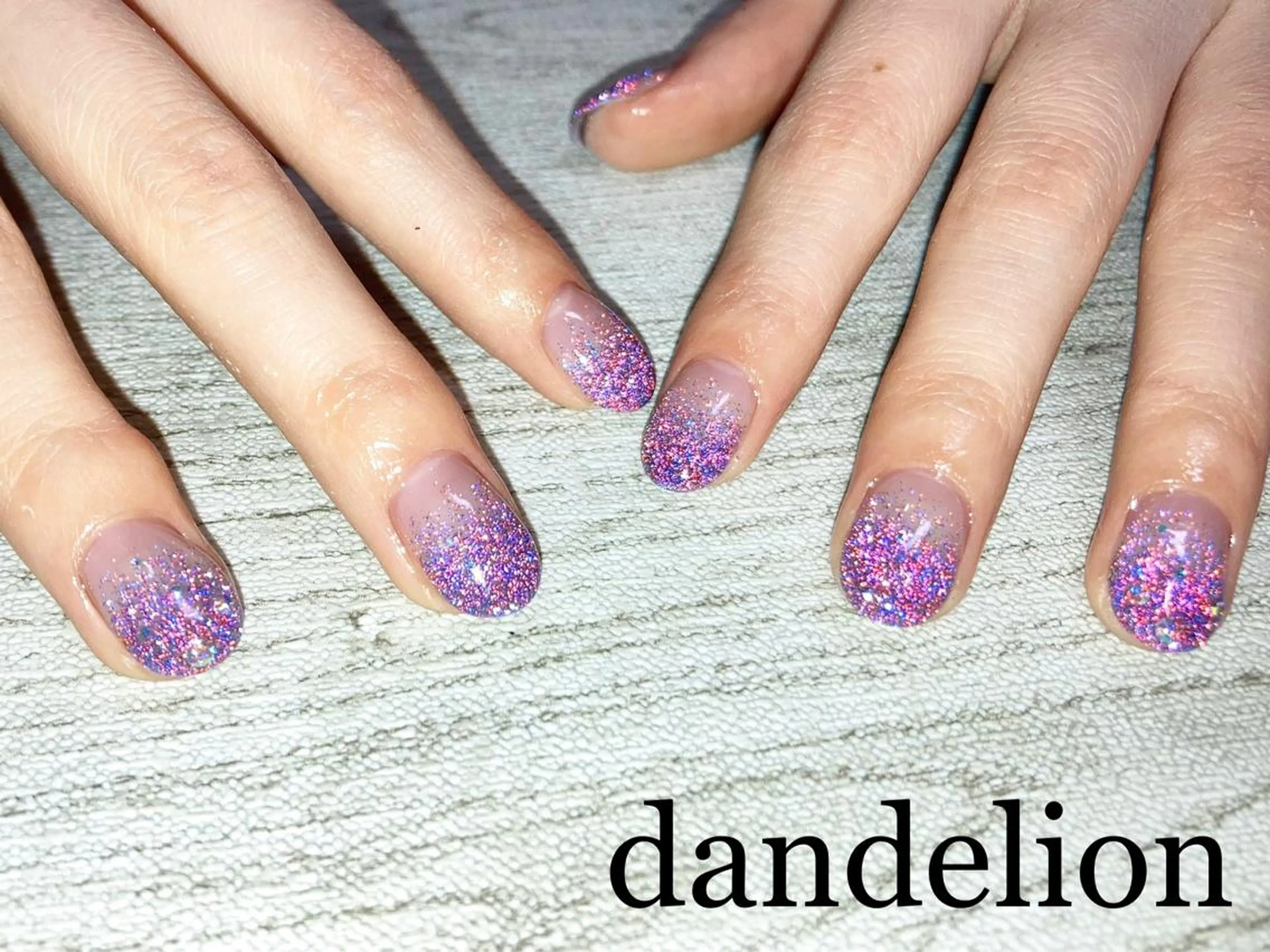 ネイル ハンドネイル ハンドケア dandelion ダンデライオンのネイルデザイン