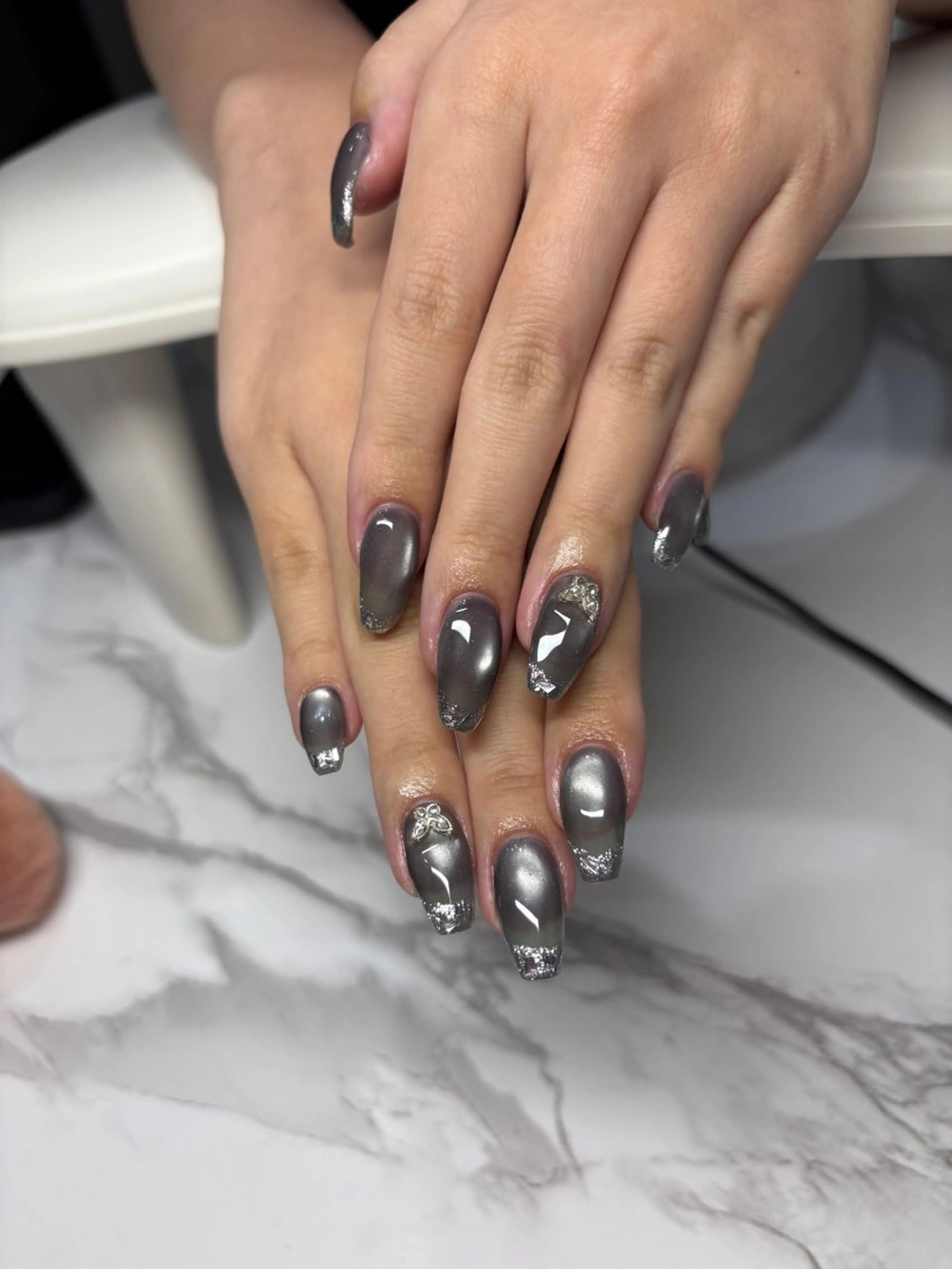 ネイル ワンホンネイル ハンドネイル Nails by Akariのネイルデザイン