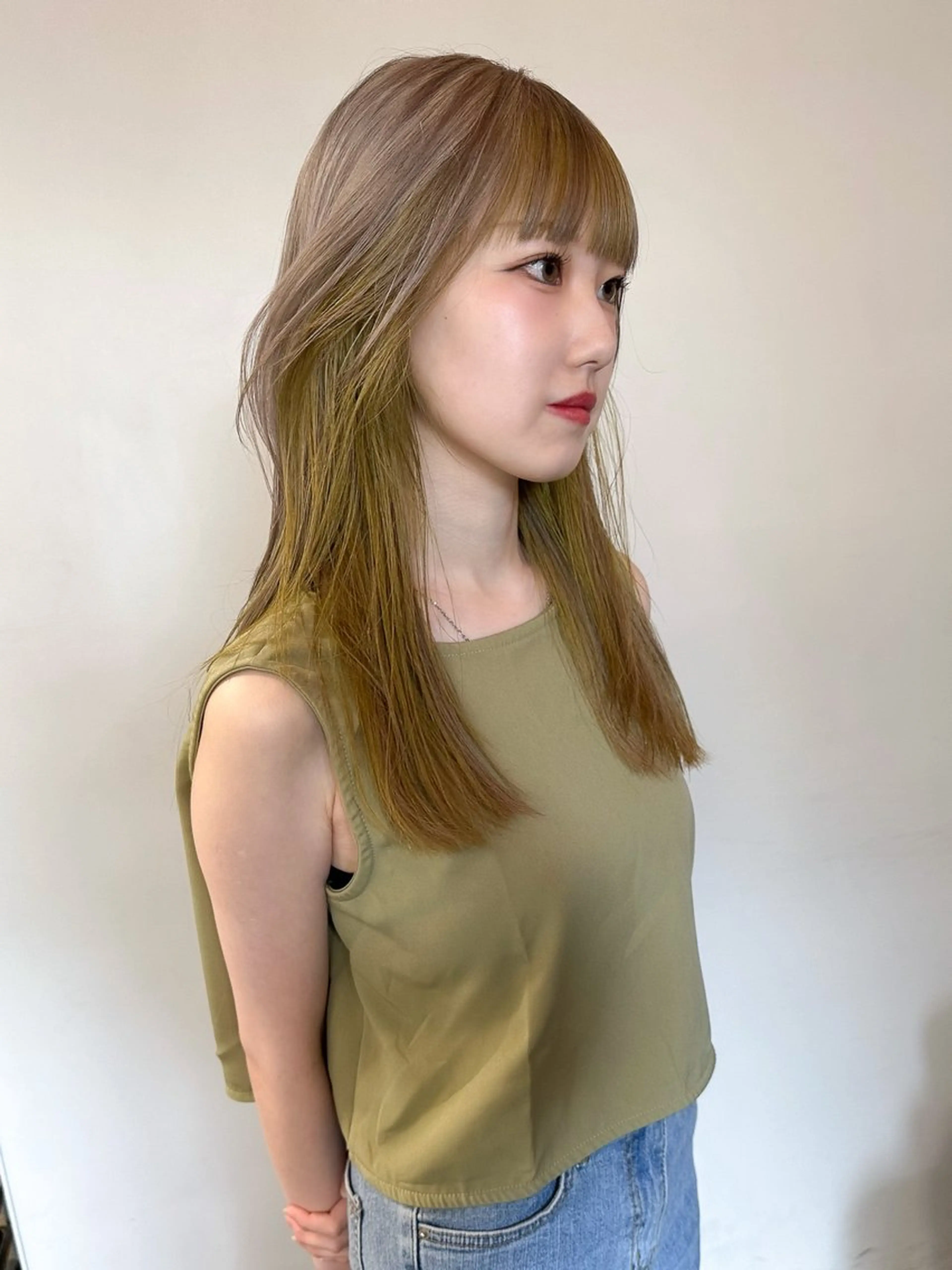 カラー ヘアカラー ハイトーン レイヤー🎀meiのヘアスタイル