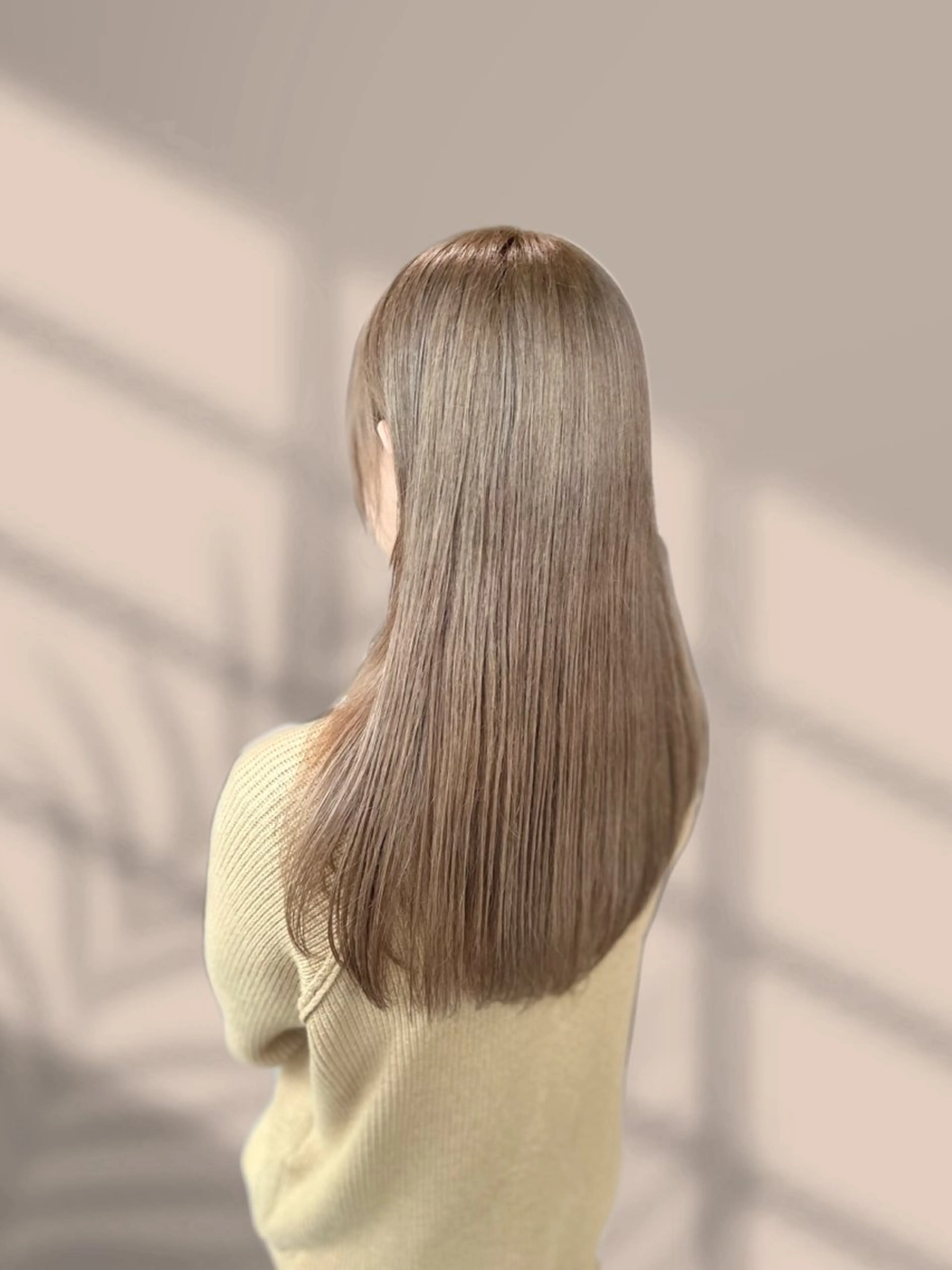 ロング カラー カット ヘアカラー トリートメント ヘアセット くすみミルクティー／ ブラウン🪡TOWAのヘアスタイル