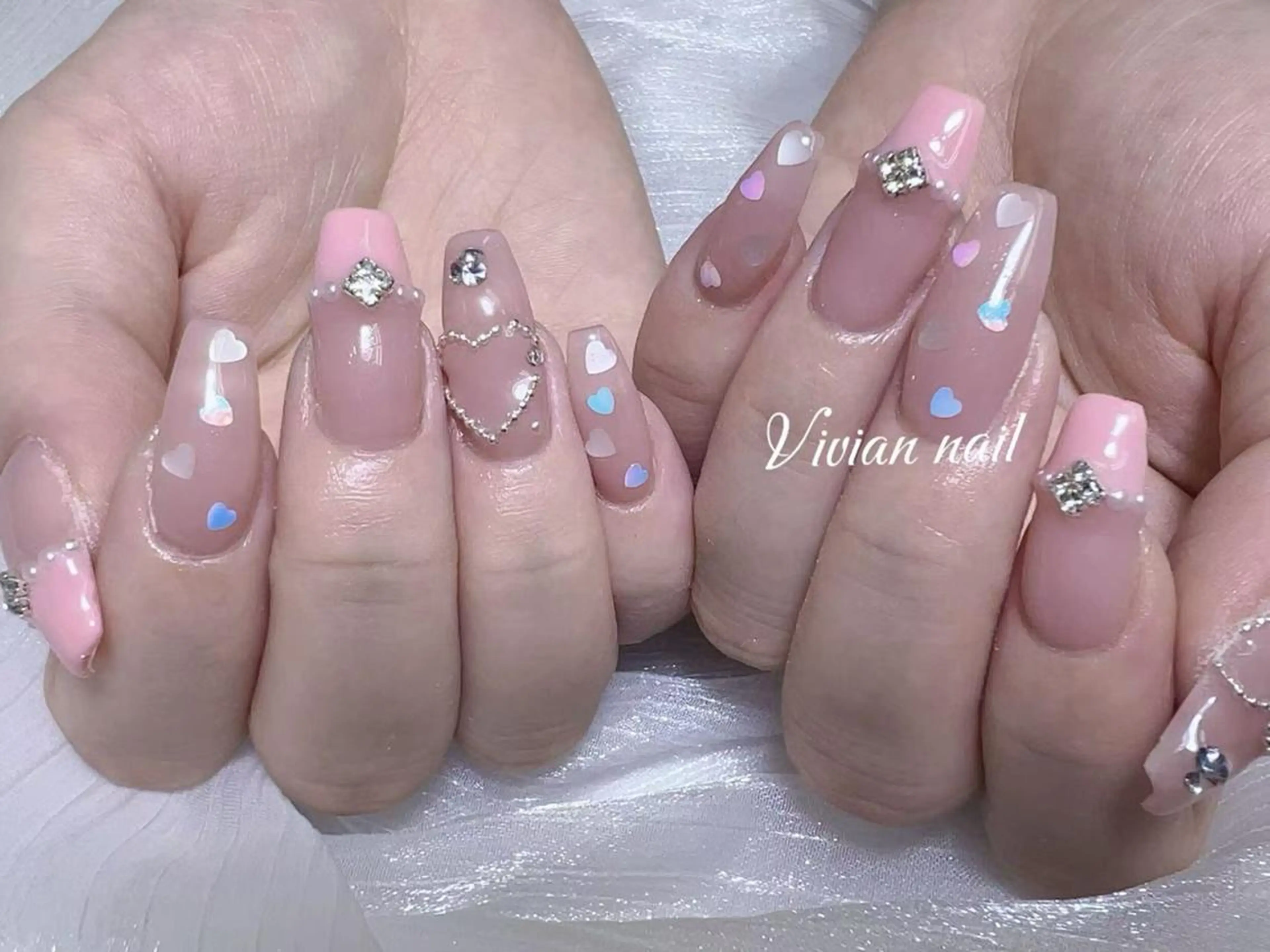 ネイル VIVIAN リサのネイルデザイン