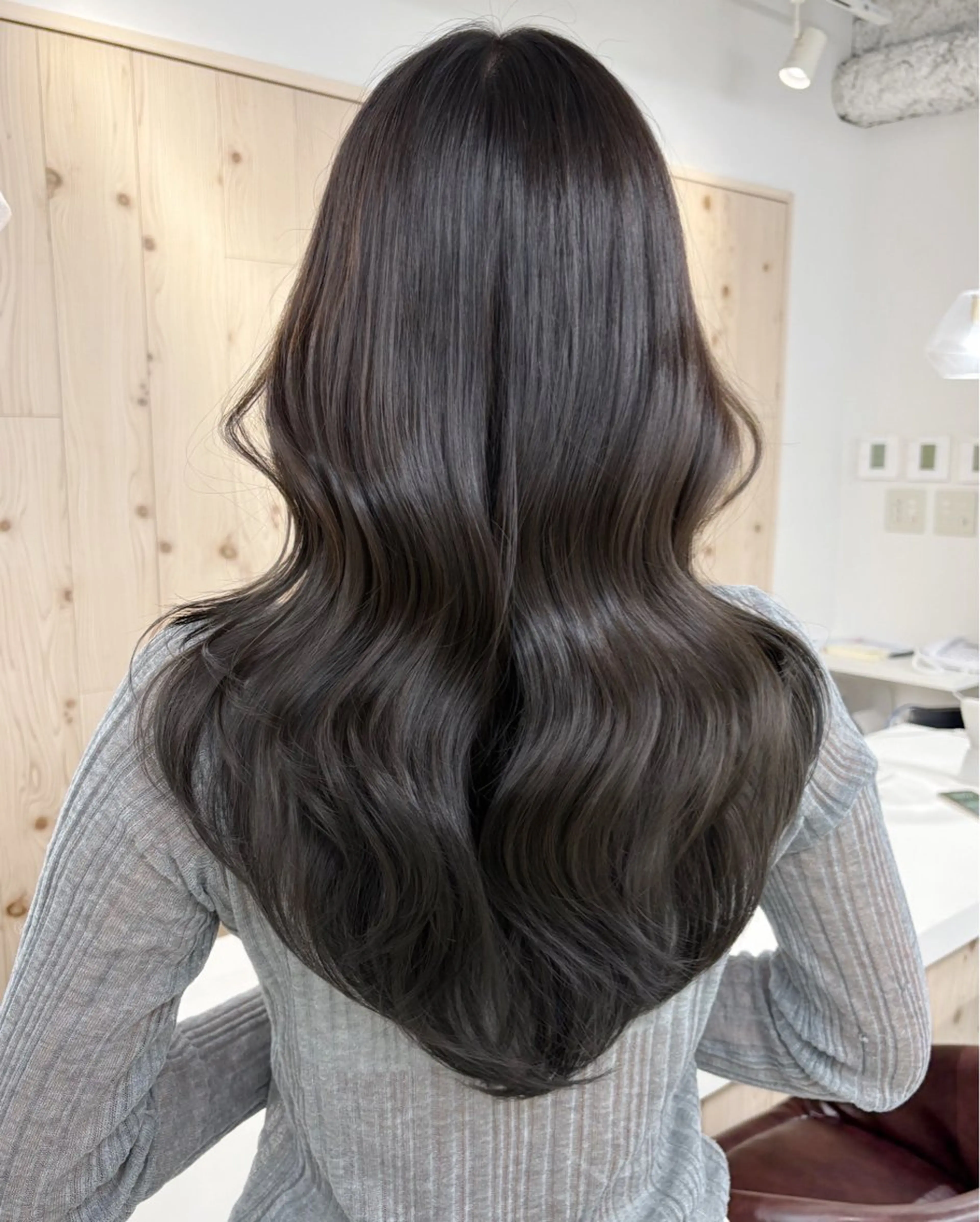 セミロング カラー カット ヘアカラー トリートメント ヘアセット 新宿/韓国ヘア/ 髪質改善ストレートのヘアスタイル