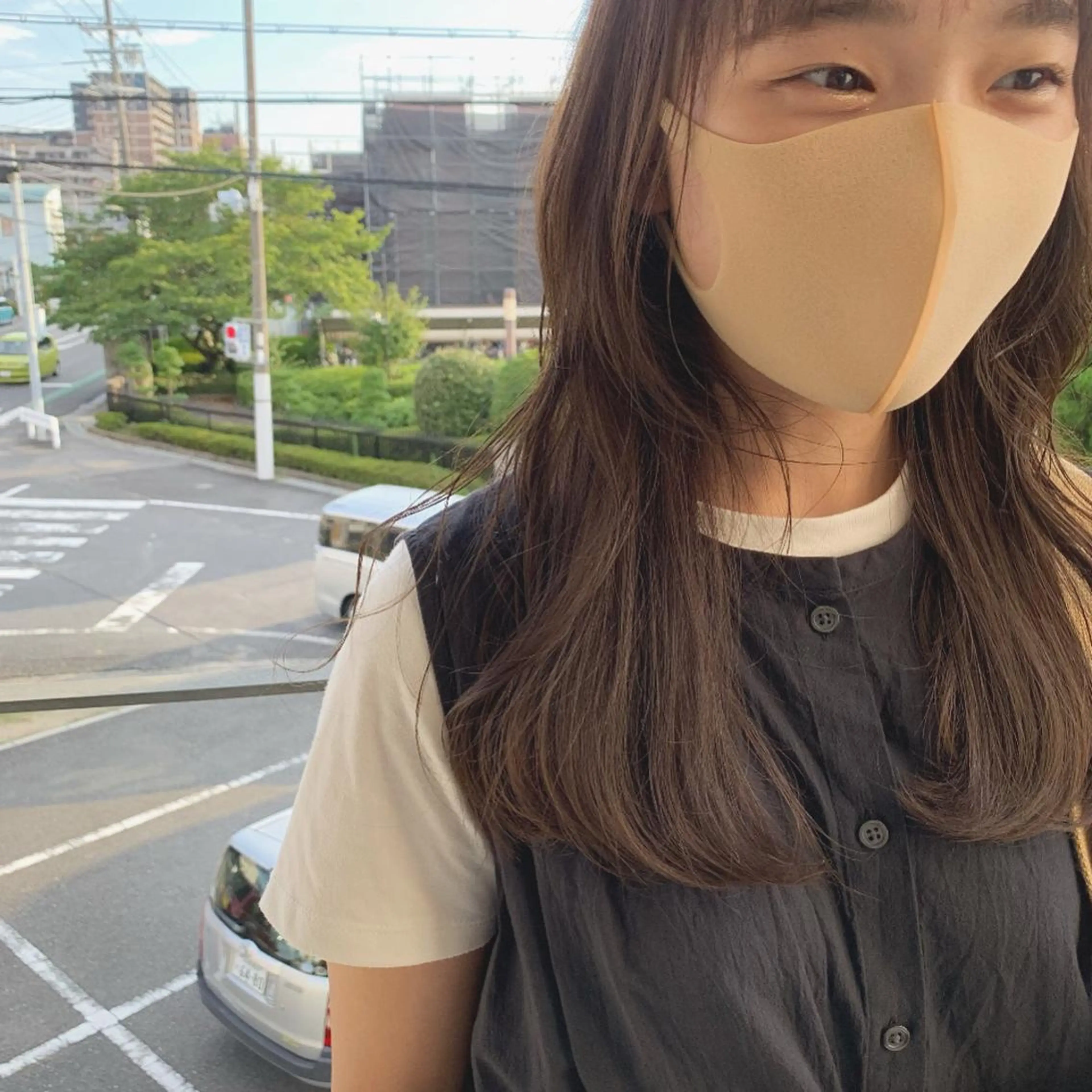 セミロング カット ヘアカラー 岩井 愛生のヘアスタイル