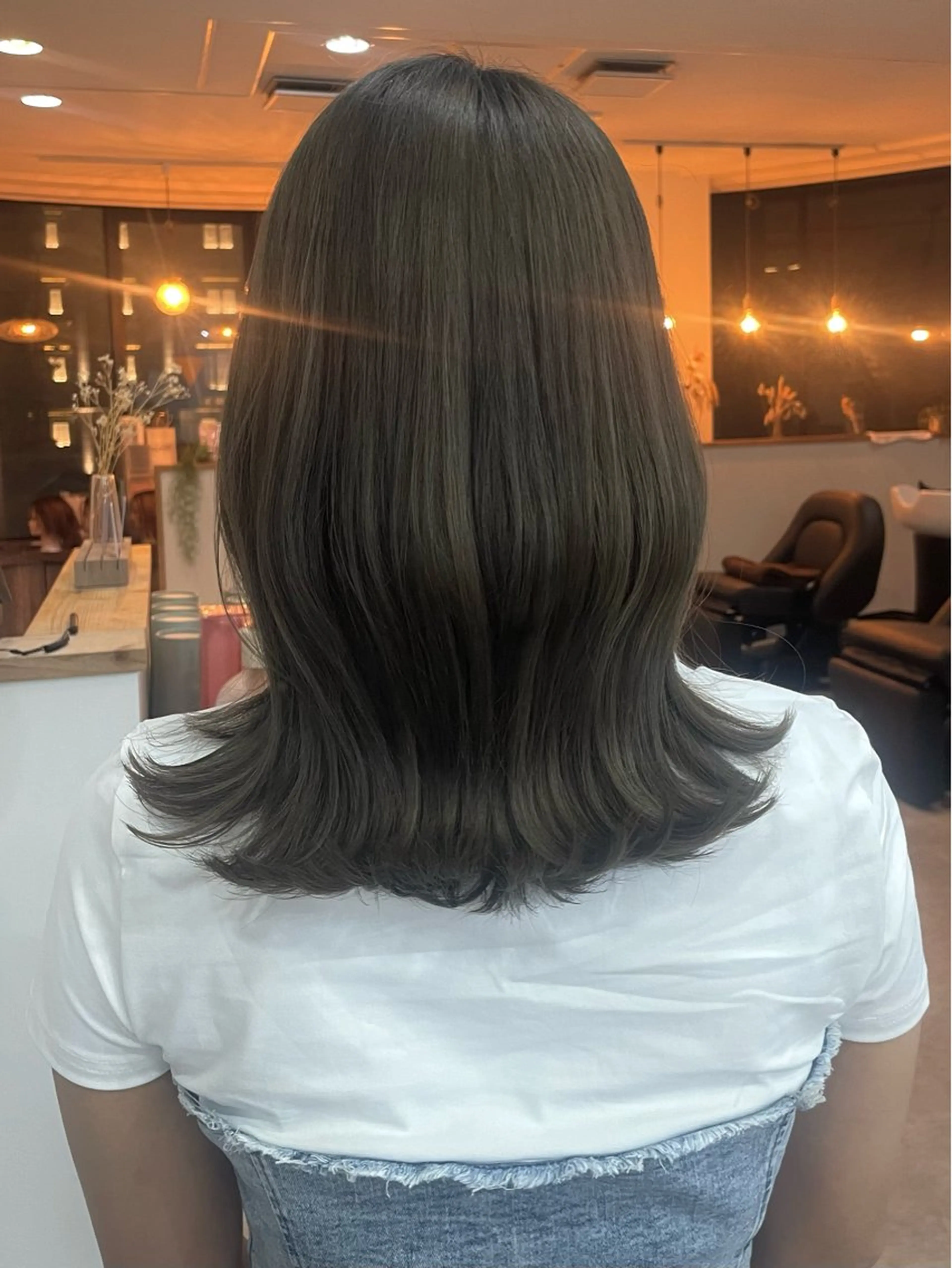 セミロング カラー Mina/岡山/矯正 ブリーチ/レイヤーのヘアスタイル