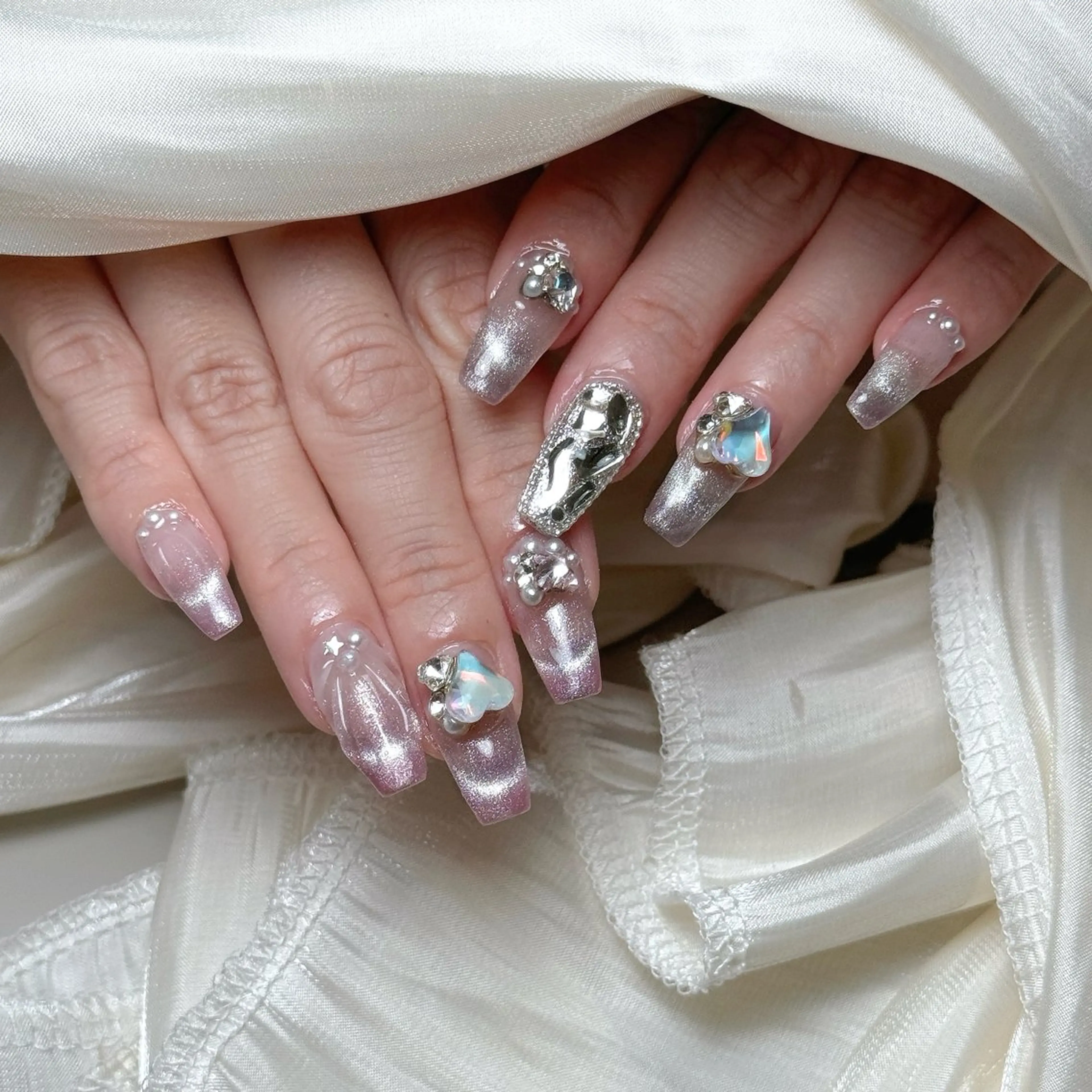 ネイル Maggie Nail🦩のネイルデザイン