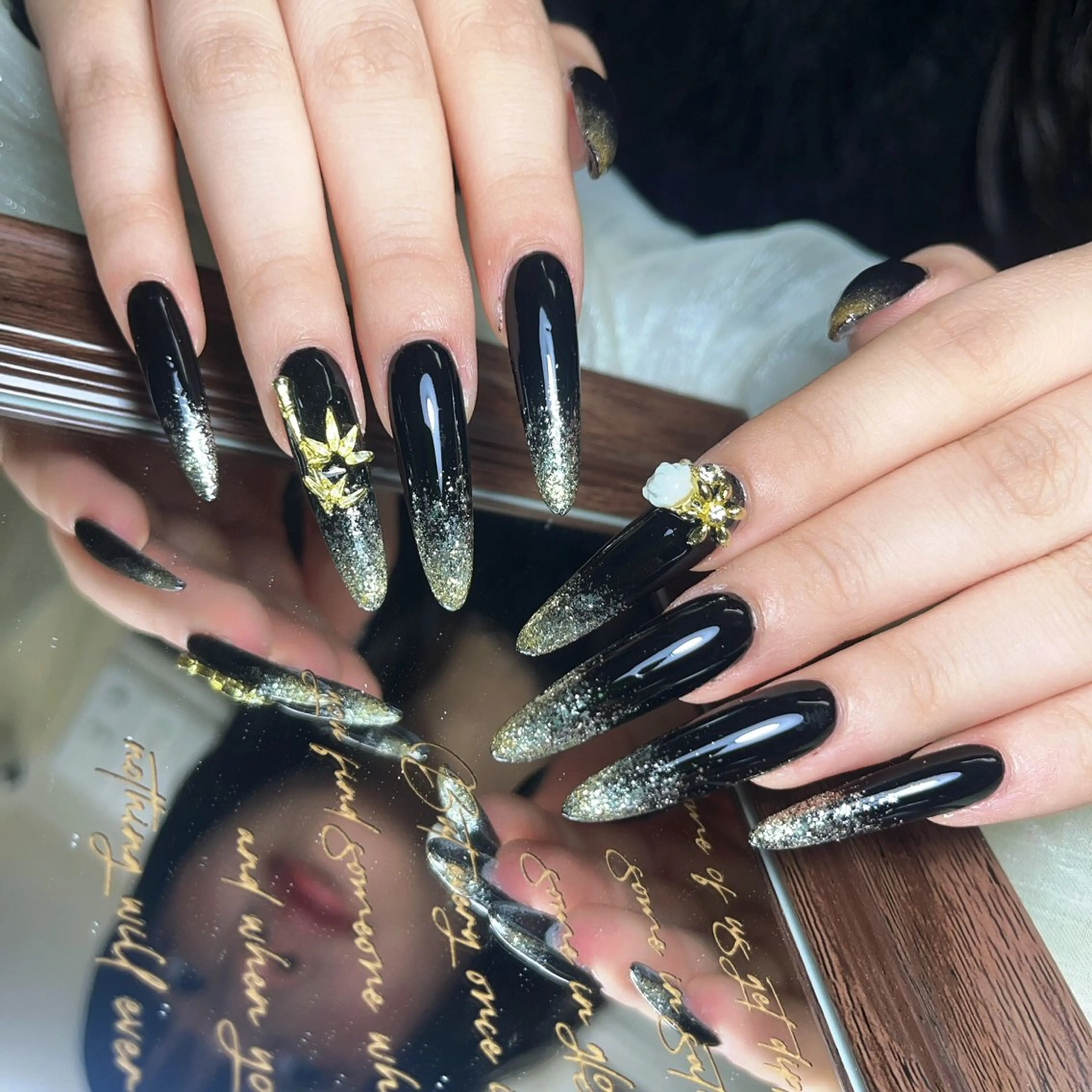 ネイル ハンドネイル ハンドケア bubu nail salon所属・BuBu Nail渋谷桜ヶ丘のネイルデザイン