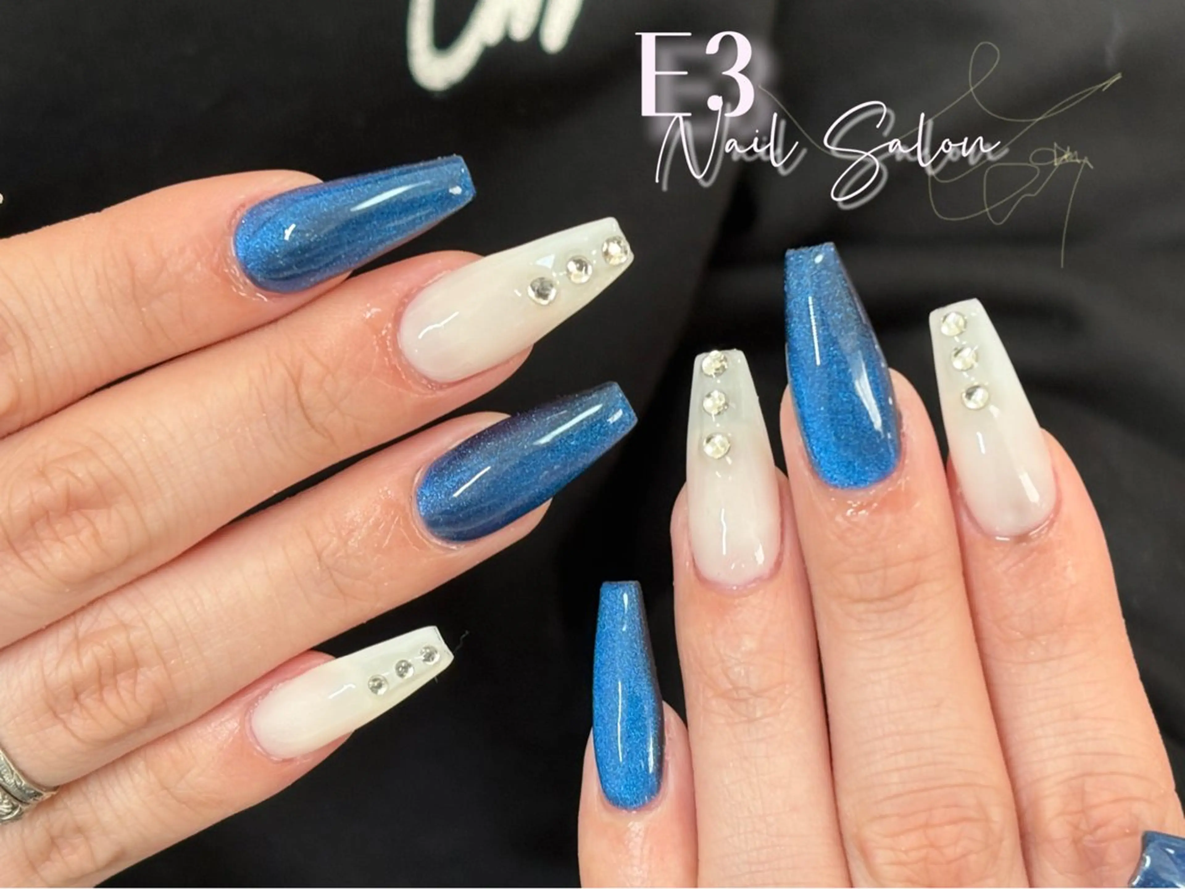 ネイル フレンチネイル ジェルネイル ガラスフレンチ グラデーション キラキラネイル ハンドネイル E3 Nail Salonのネイルデザイン