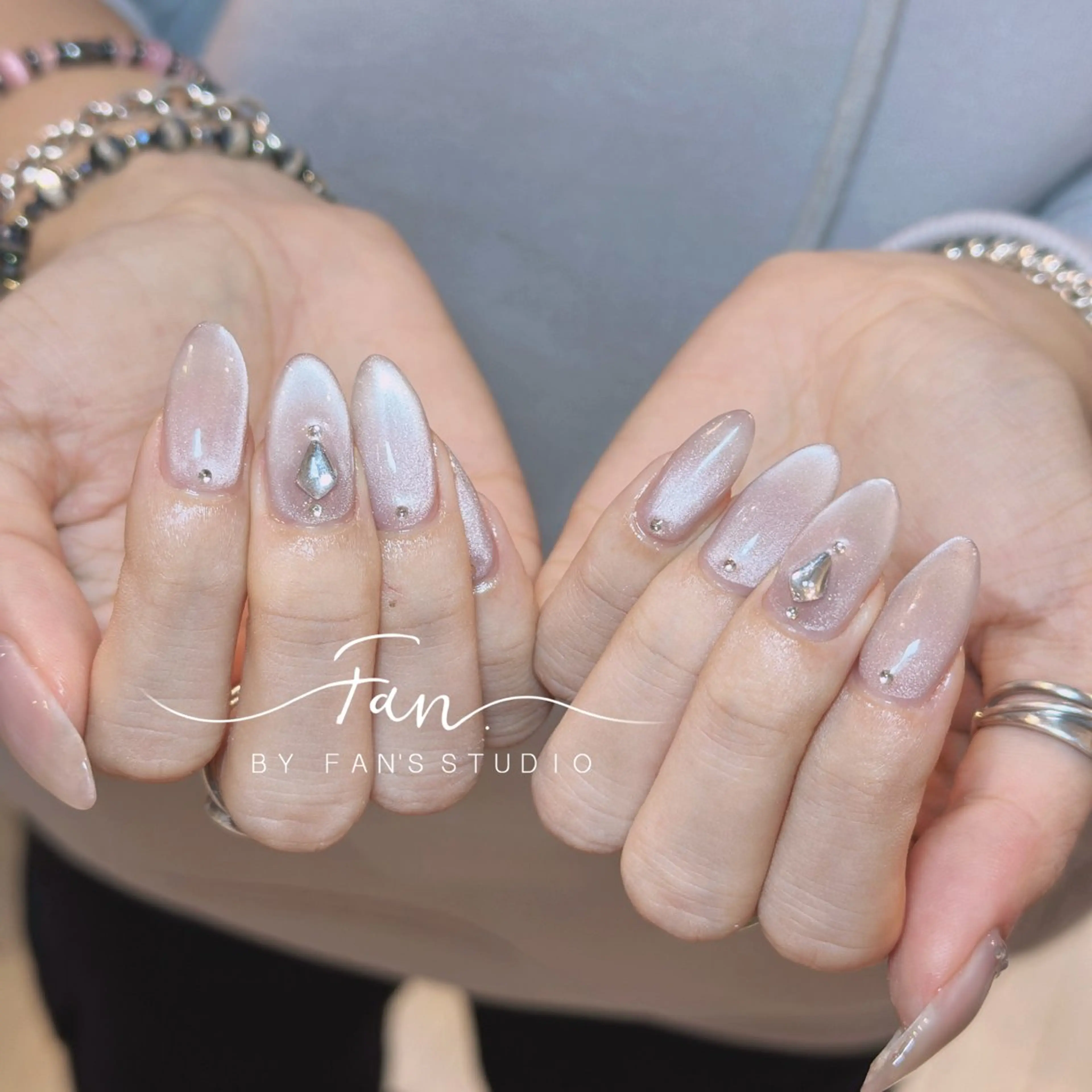 チップ長さだし10本+マグネット/フラッシュネイルの写真