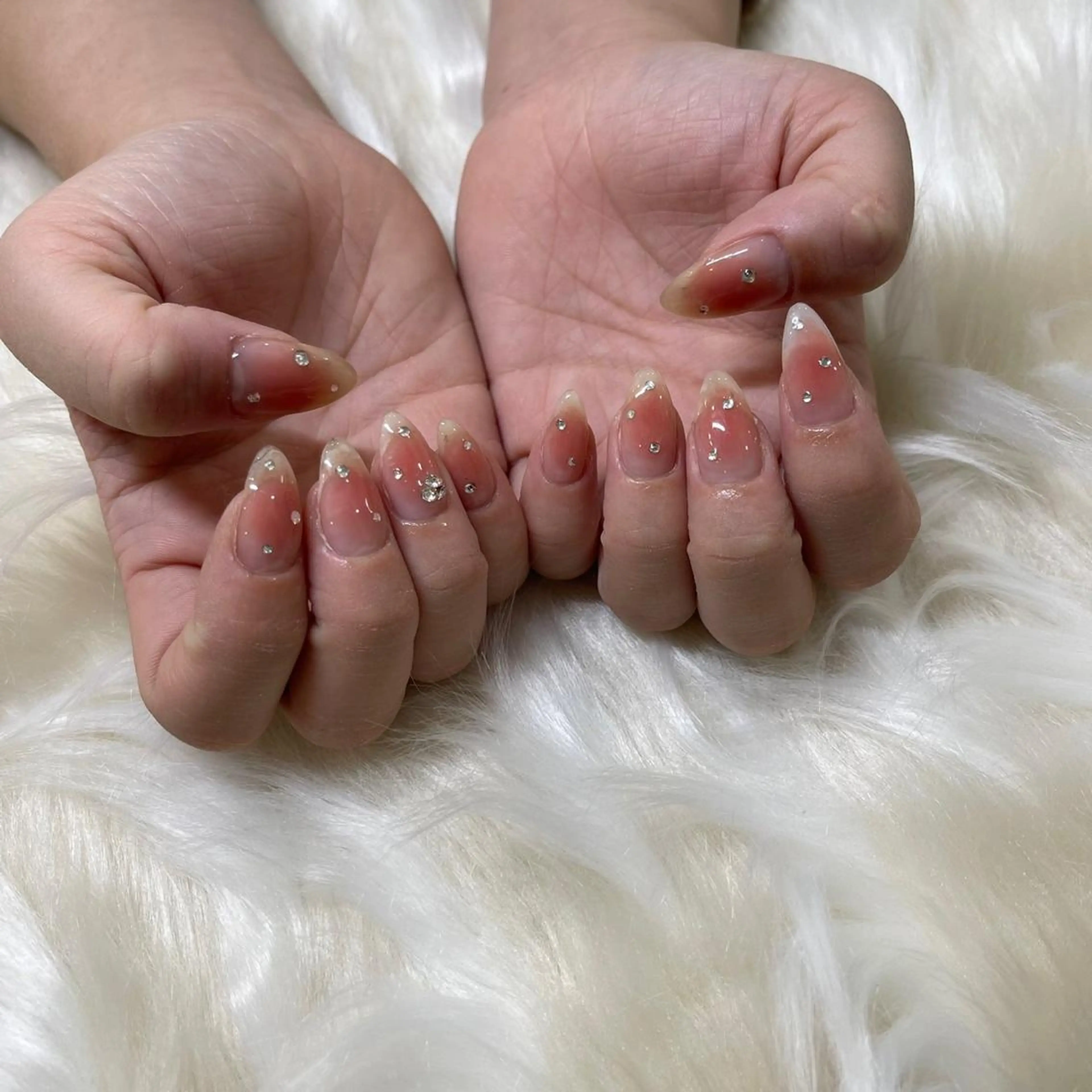 ネイル PEEKABOO京橋 EYE&NAILのマツエク・マツパデザイン