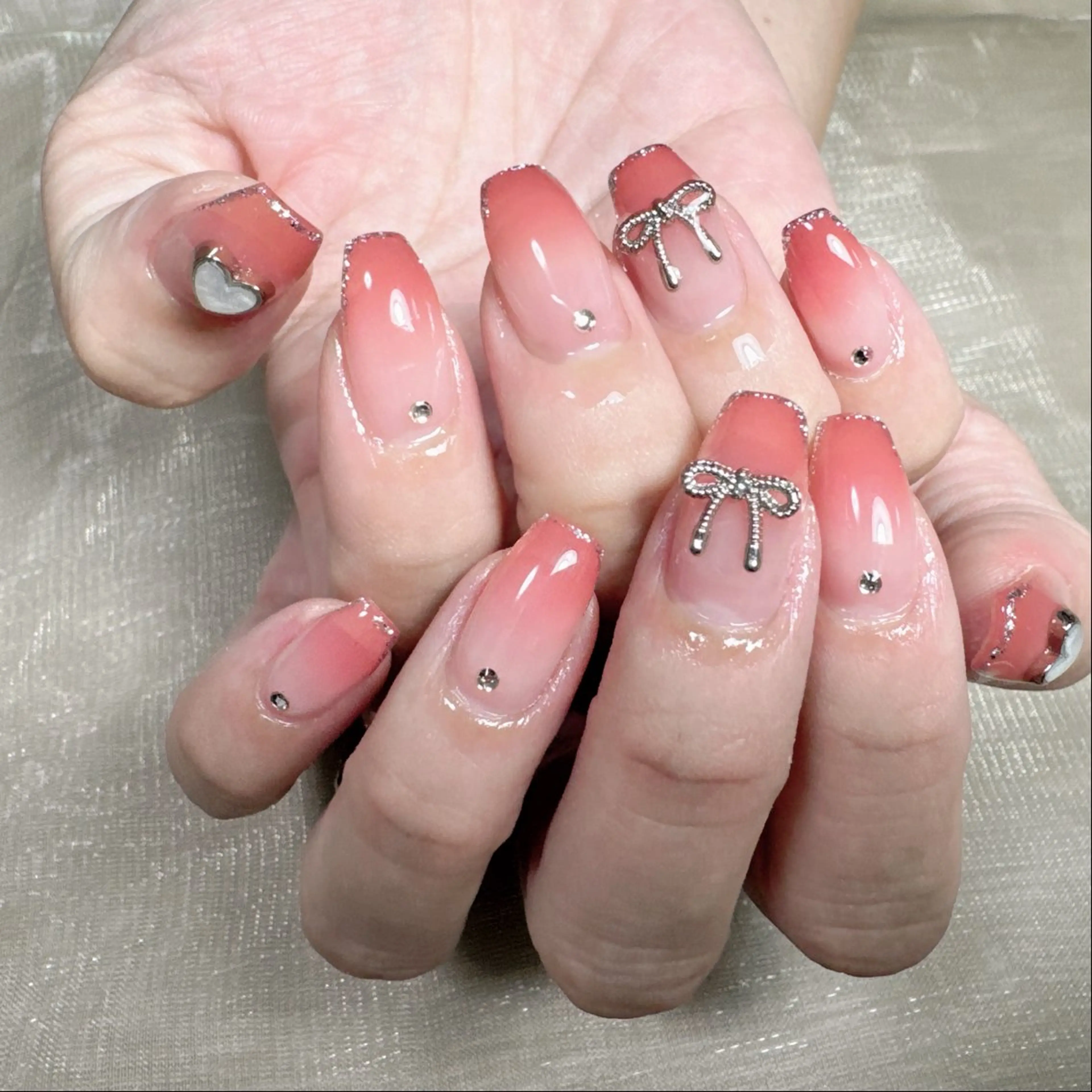 ネイル L.Nail所属・L.nail 【エル.ネイル】のネイルデザイン