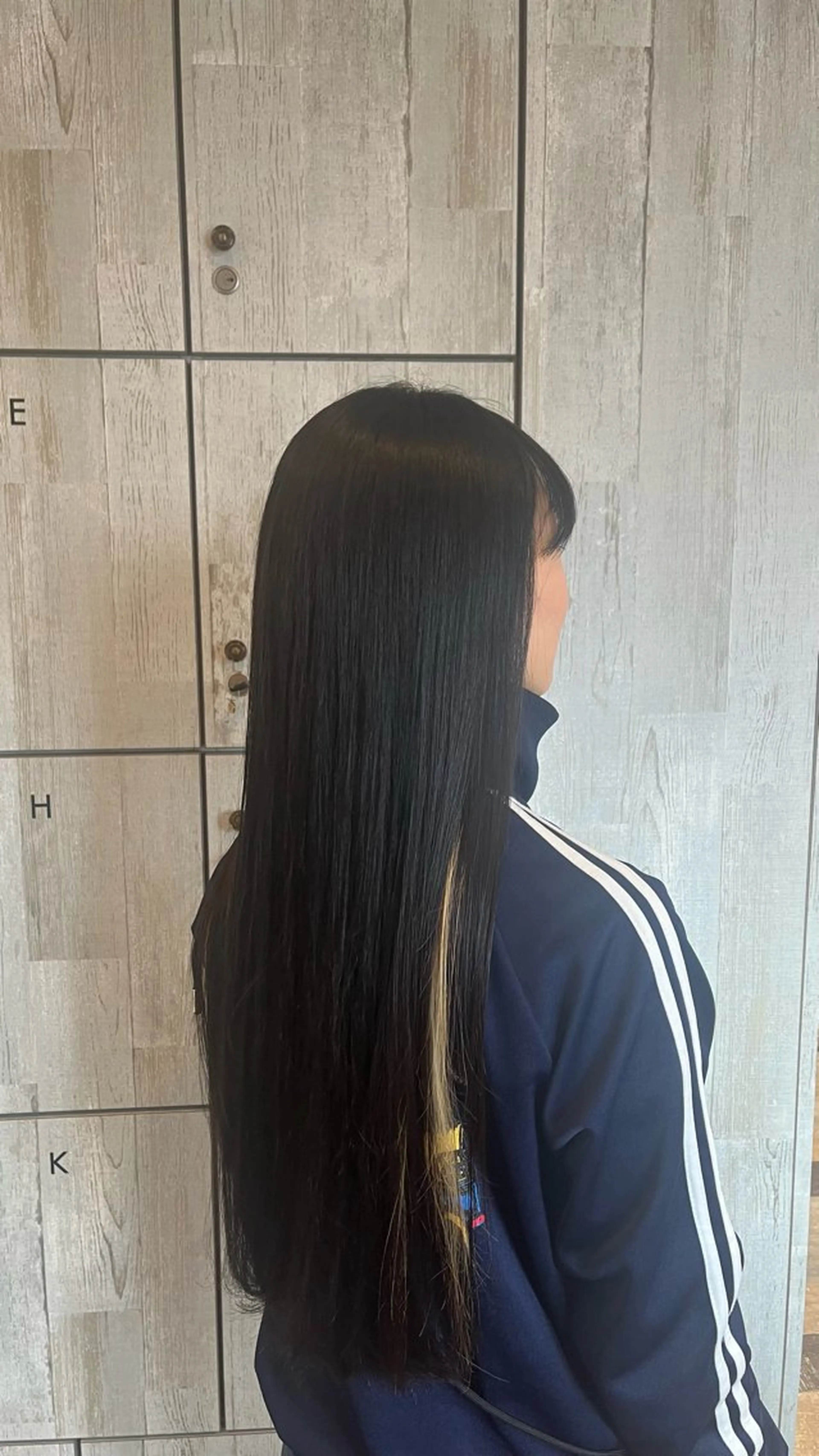 ロング トリートメント 縮毛矯正 ベージュカラー⌇﻿ くびれヘア.𐙚心音のヘアスタイル