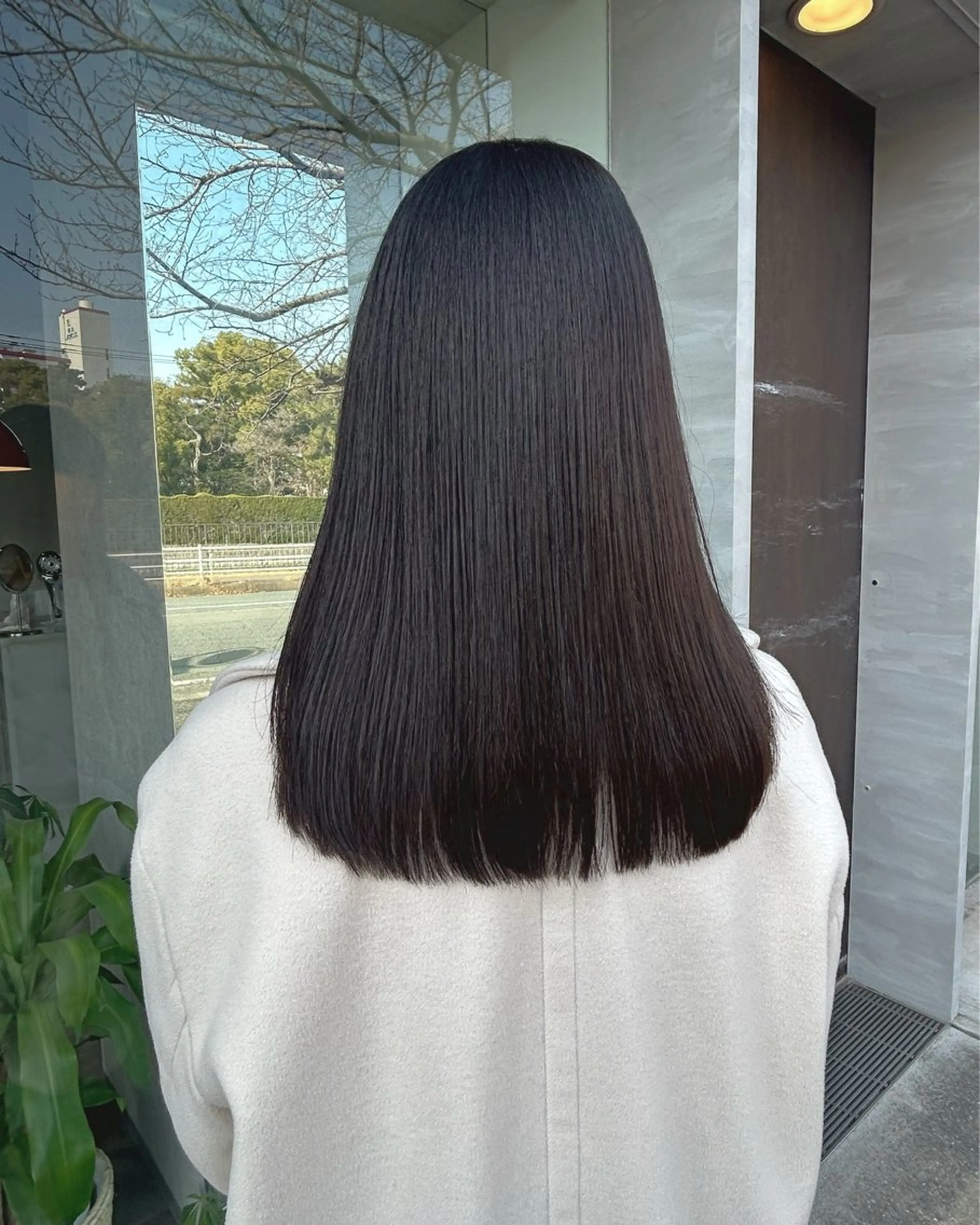ロング カラー 井手 素子のヘアスタイル