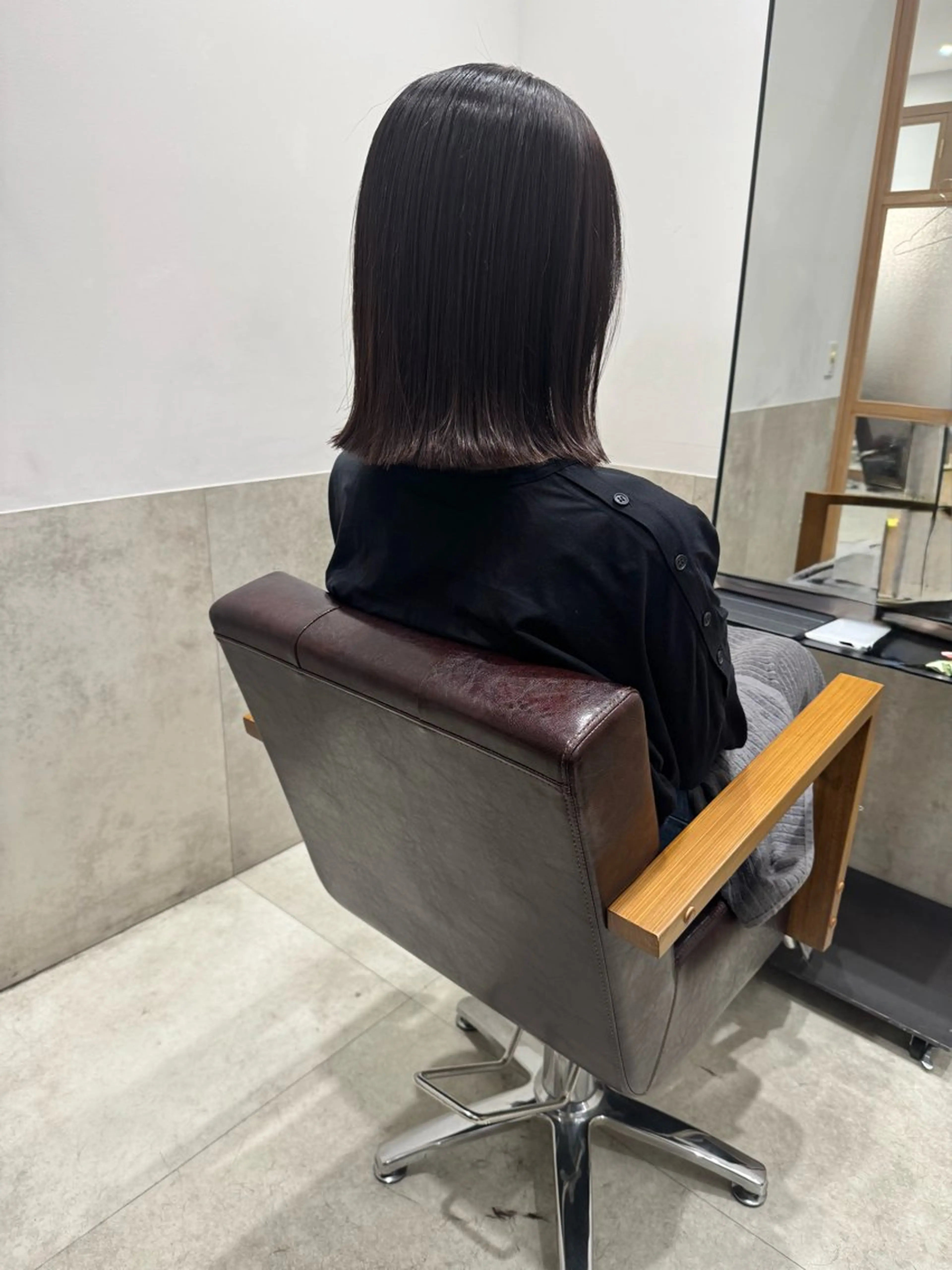 ミディアム カラー 切りっぱなしボブ ボブ GO TODAY SHAiRE SALON 原宿STELLA所属・サイトウ タクマのヘアスタイル