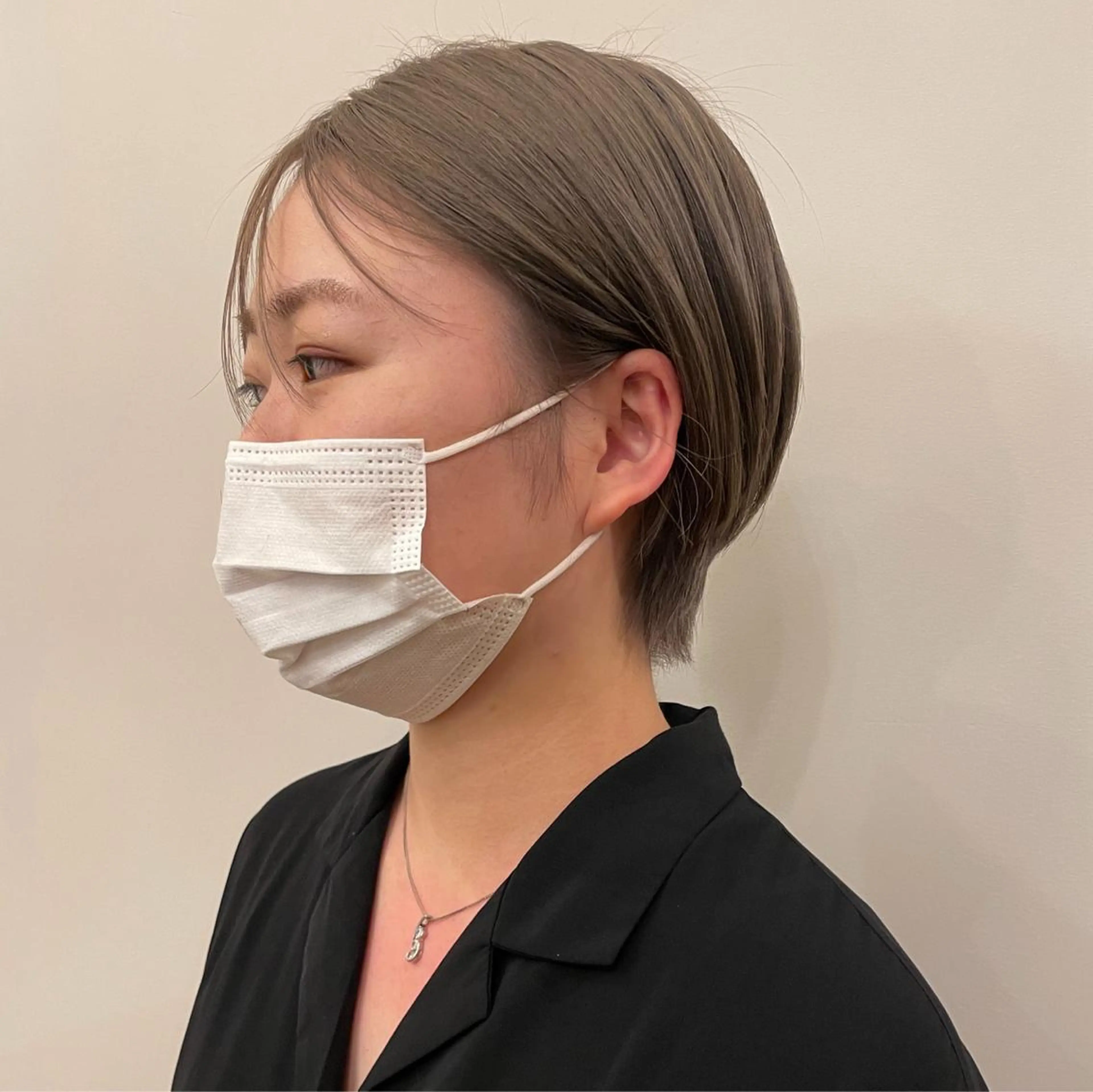 ショート カラー グレージュ 似合わせヘア🤍 面田法子のヘアスタイル