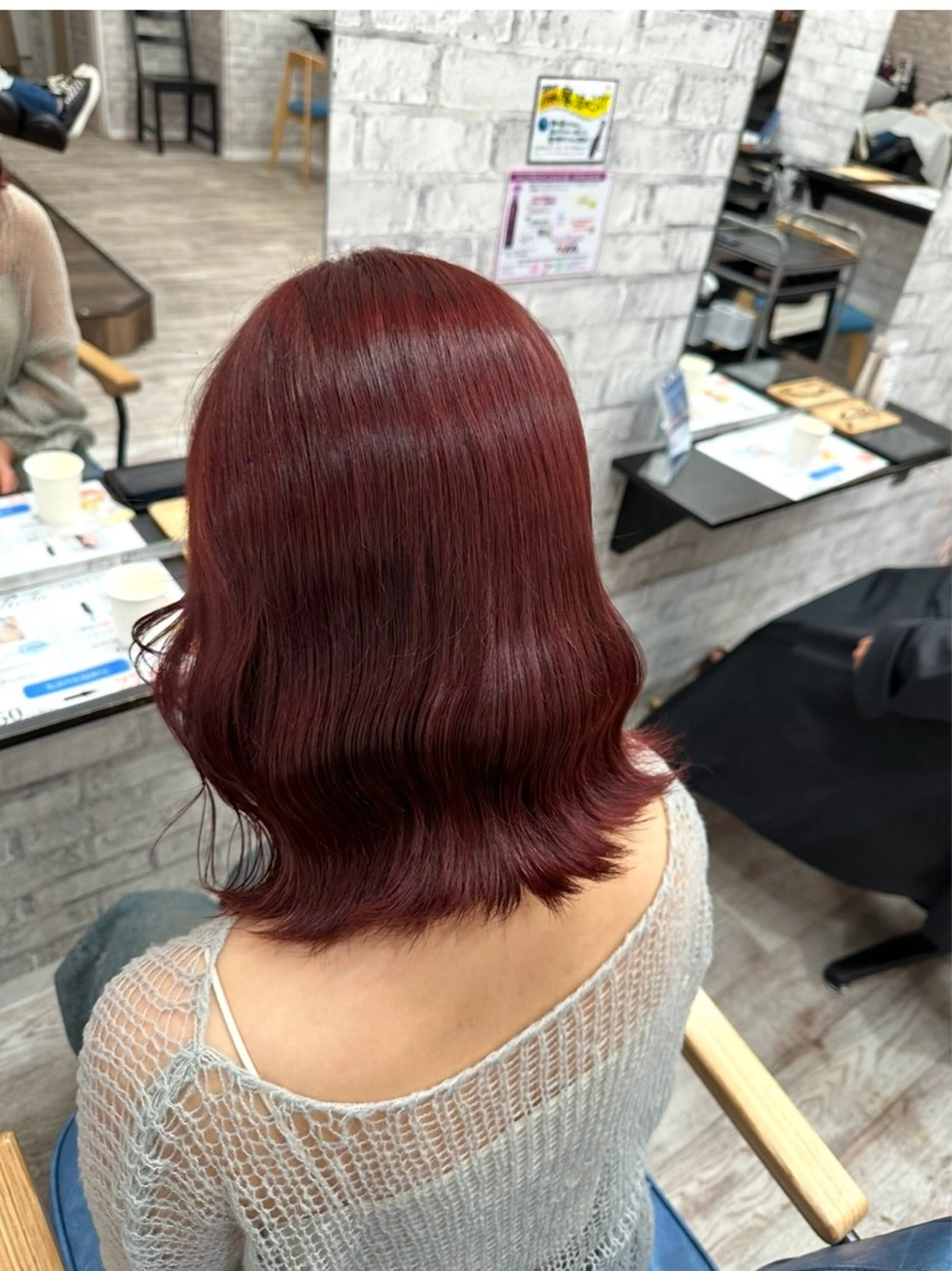 ミディアム SUZU‎🦋 似合わせ艶カラーのヘアスタイル