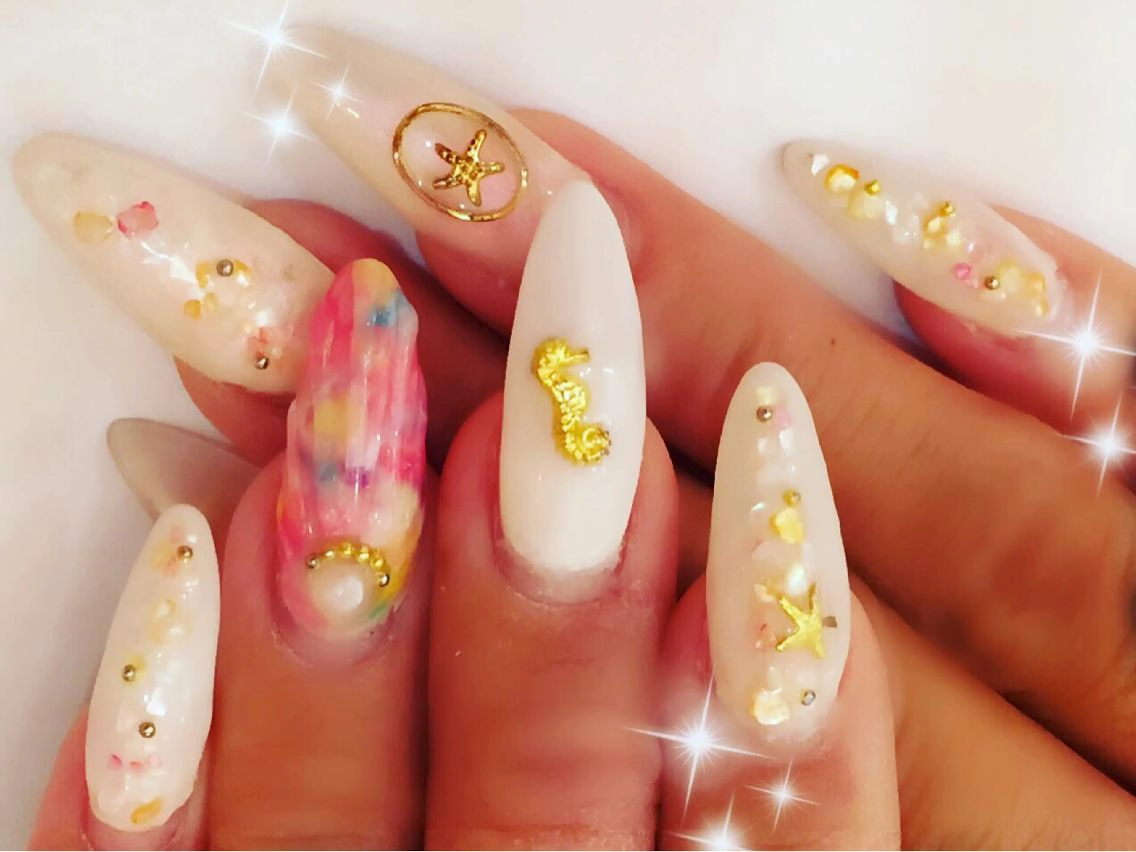 ロング カラー パーマ ヘアアレンジ メンズ キッズ マツエク・マツパ NAILSGOGO shibuyaのネイルデザイン