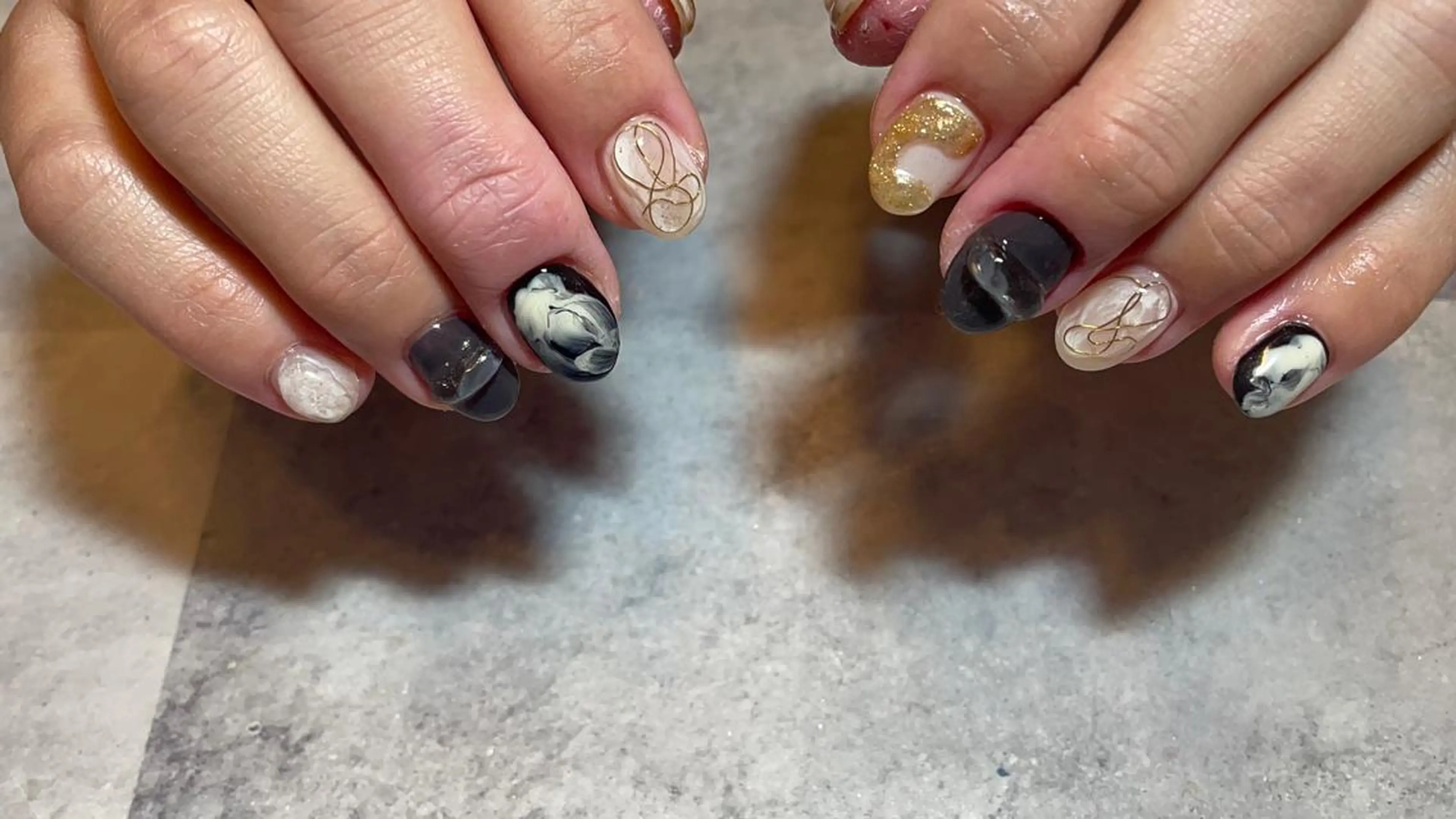 ネイル フットネイル ジェルネイル マットネイル ミラーネイル ニュアンスネイル ハンドネイル nail salon ラピスラズリのネイルデザイン