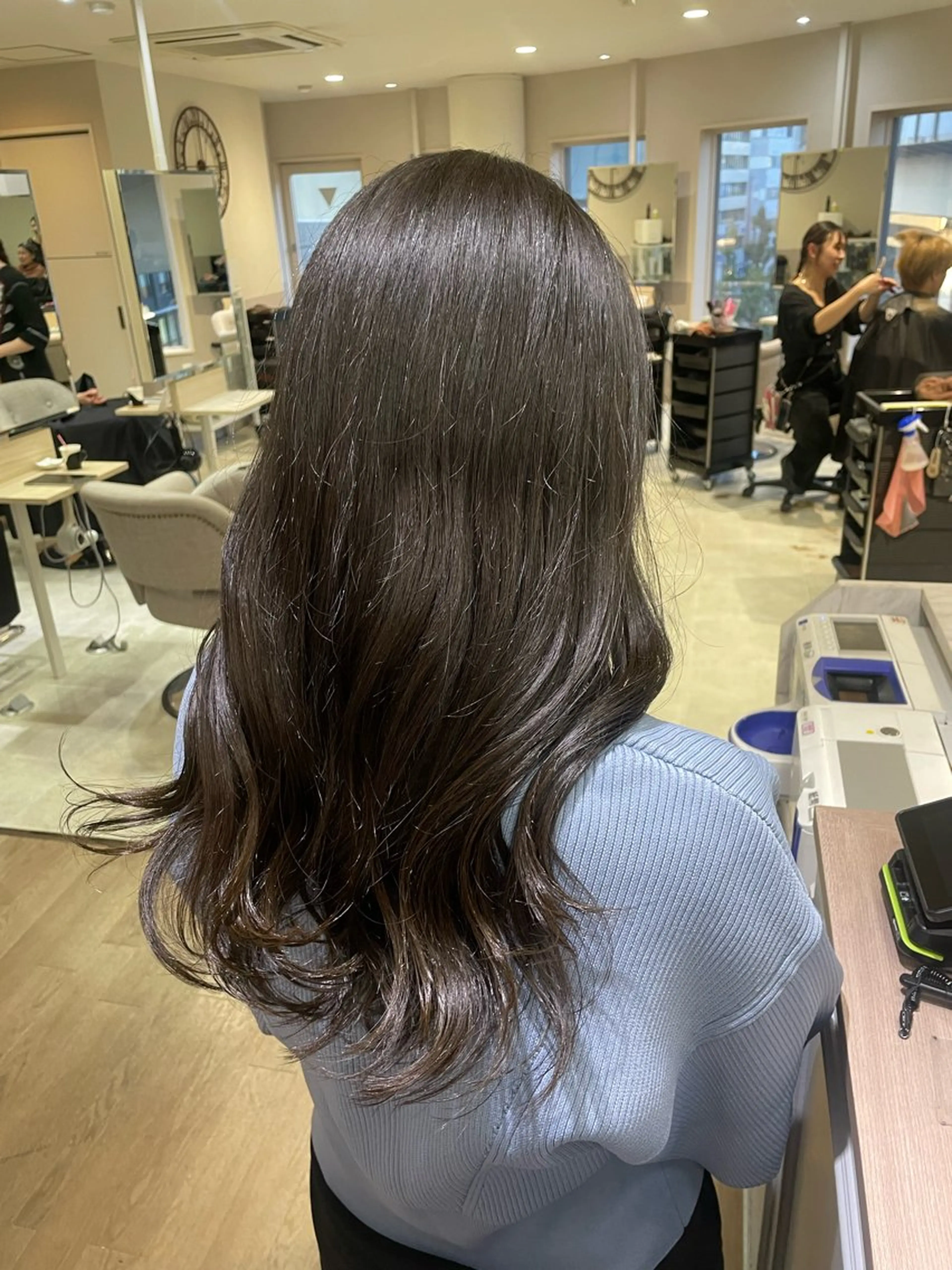 ロング カラー カット ヘアカラー トリートメント ayano / 透明感・くすみカラーのヘアスタイル