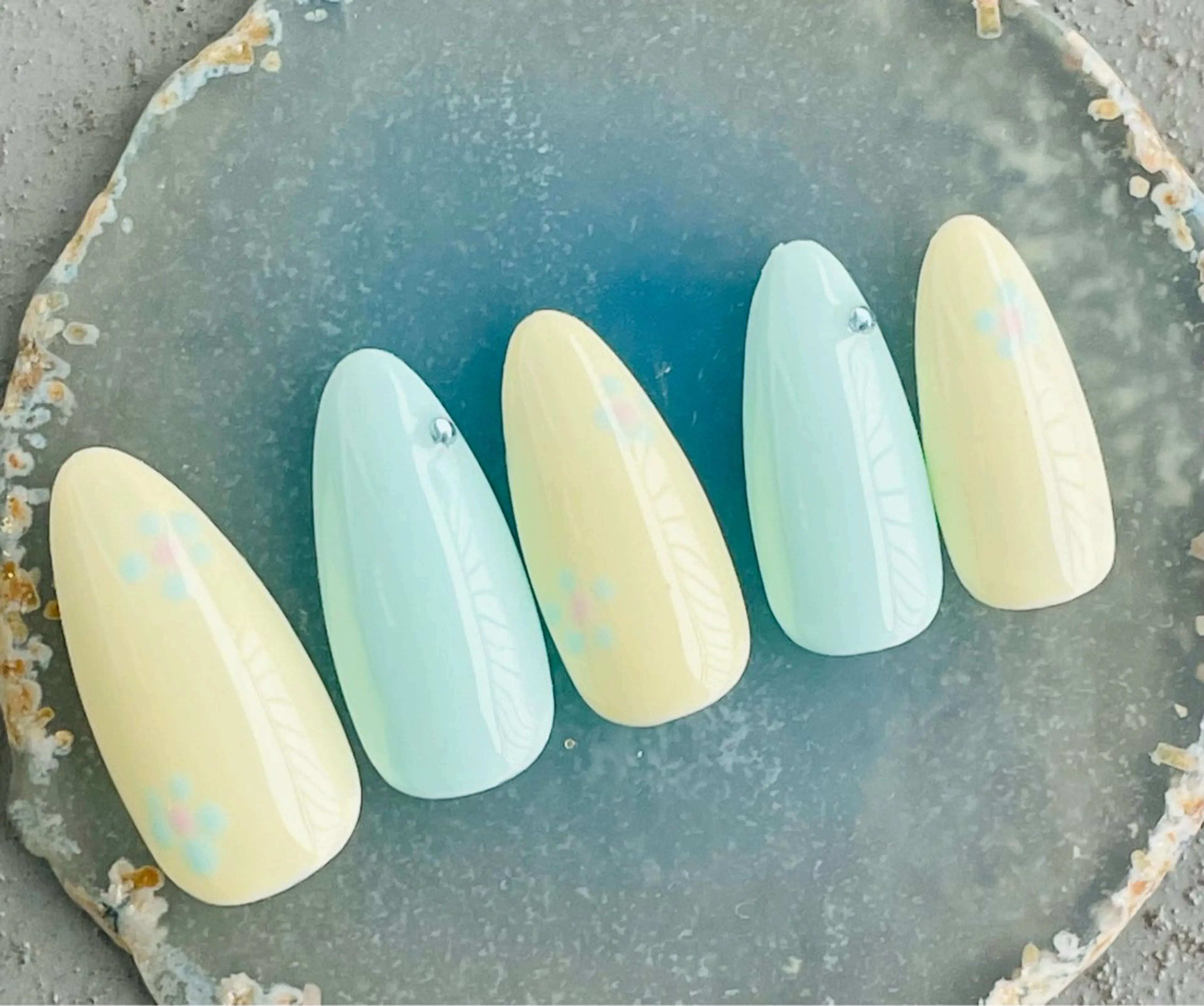 ネイル パステルネイル koto nails所属・koto nailsのネイルデザイン