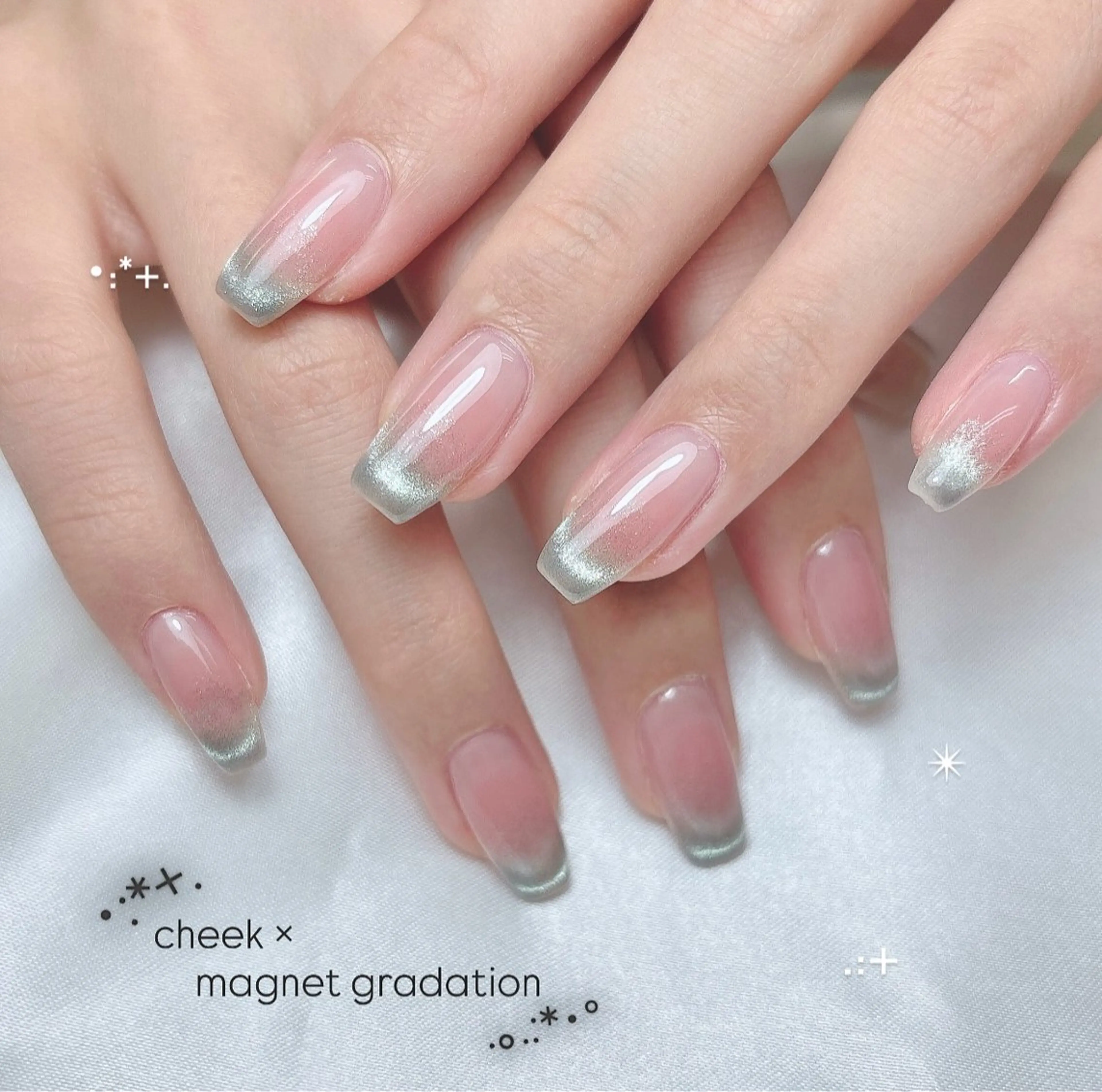 ネイル チークネイル ガーリー グラデーション キラキラネイル 韓国ネイル ar studio/ ARISAのエステ・リラクイメージ