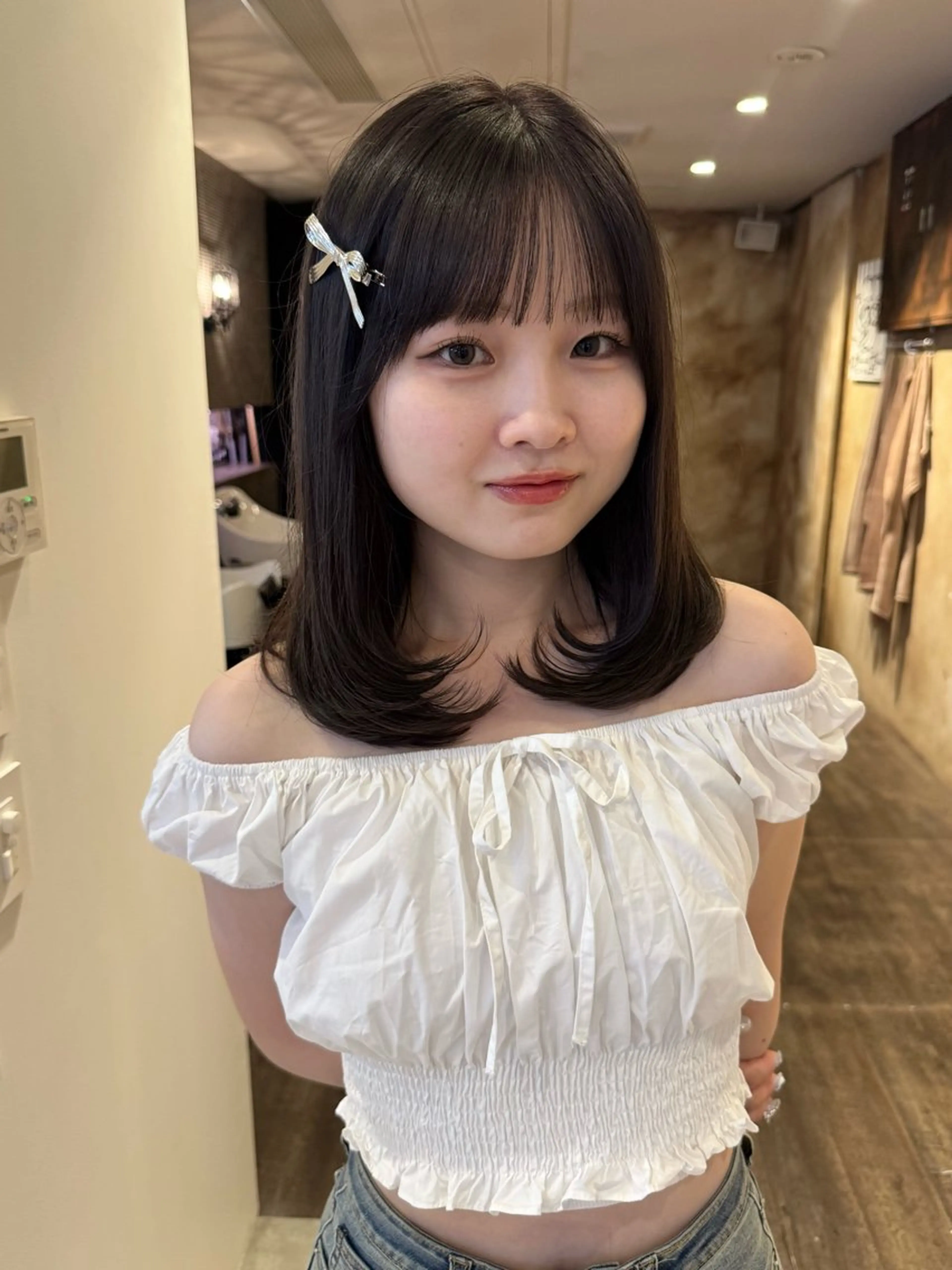 ミディアム カラー 透明感カラー カット ヘアカラー lot Karen / 心斎橋のヘアスタイル