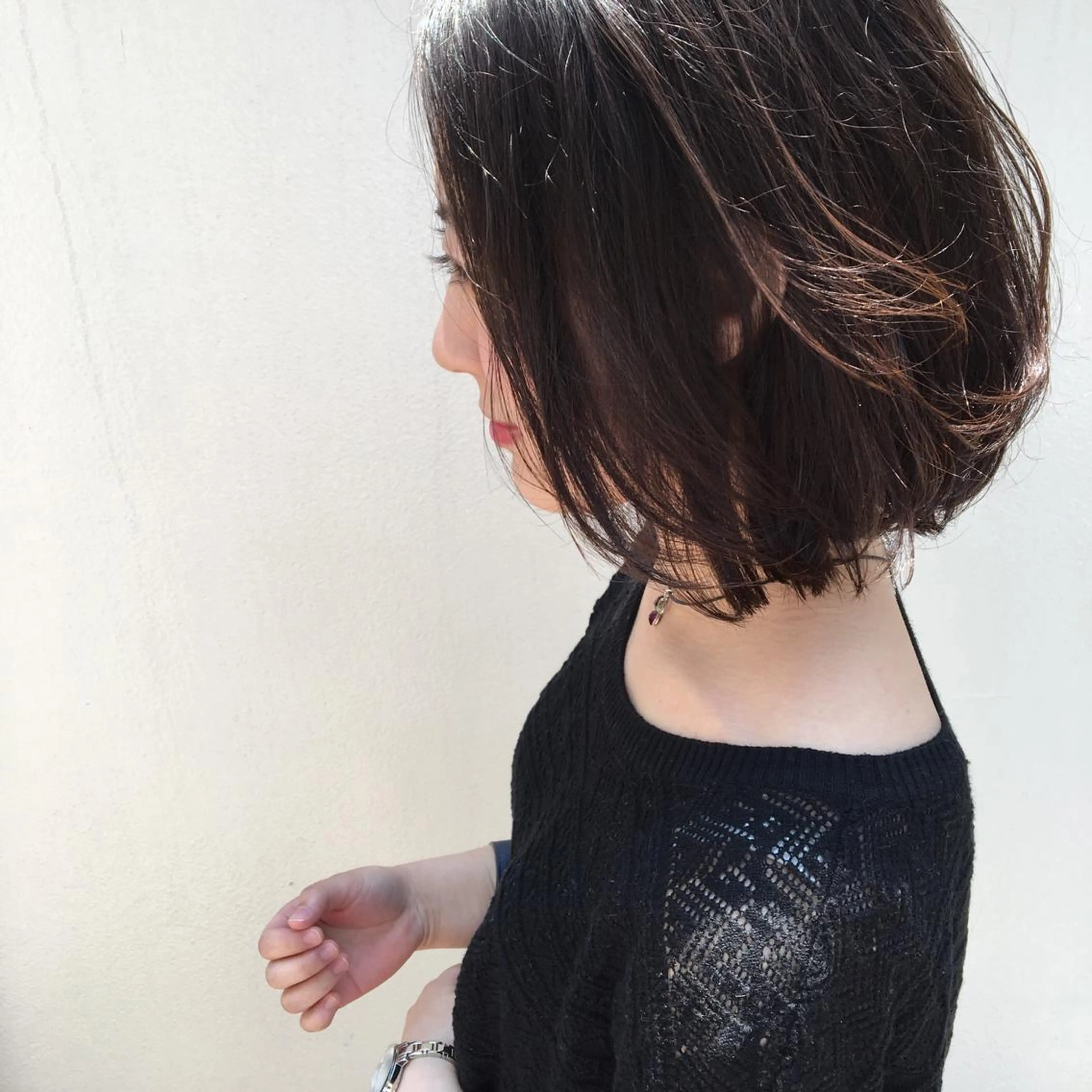 ミディアム カラー THE DAY所属・AKI HASHIMOTOのヘアスタイル