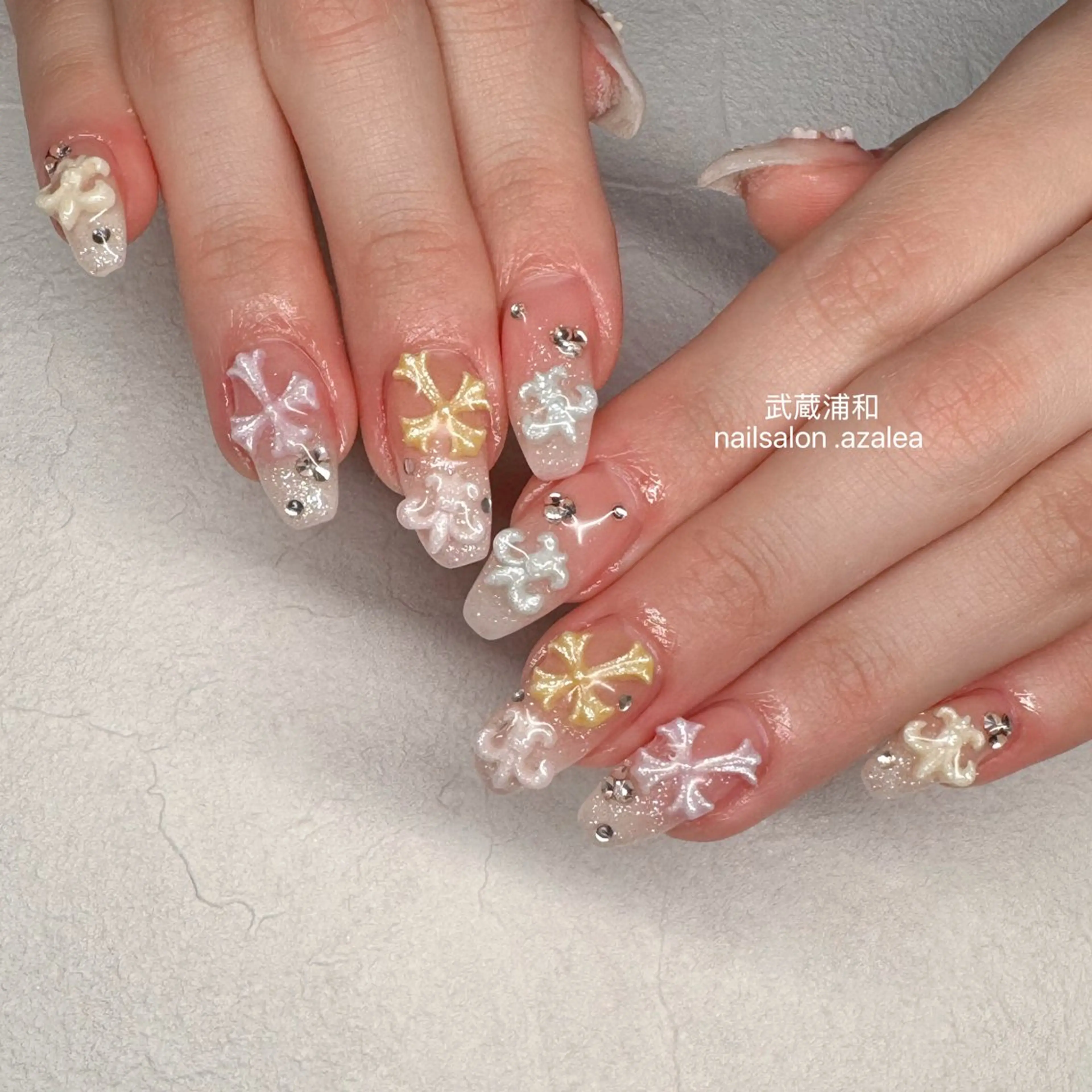 ネイル ハンドネイル R inのネイルデザイン