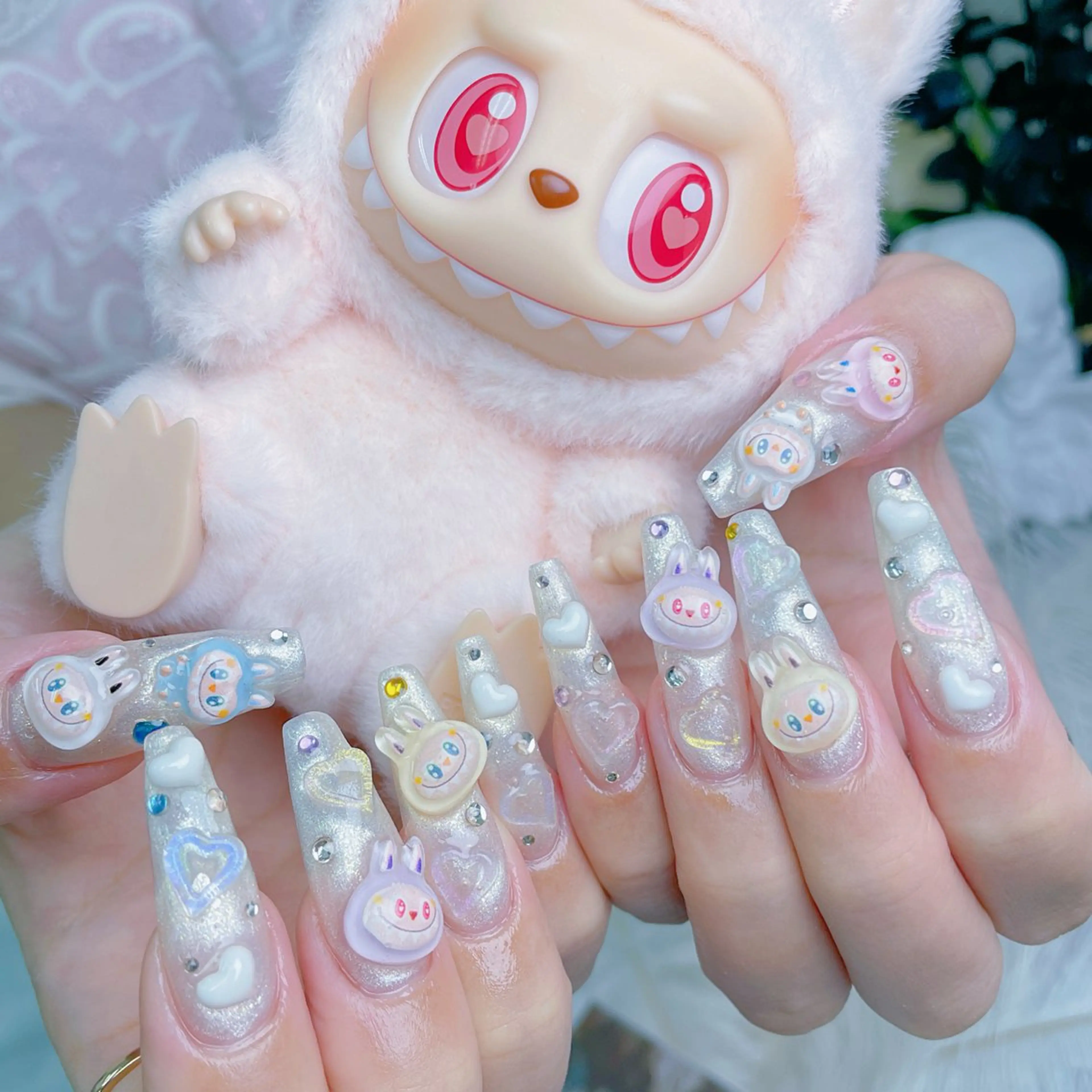 ネイル クリアネイル キラキラネイル ロングネイル マグネットネイル 夏ネイル ハンドネイル princess 木戸　唯のネイルデザイン