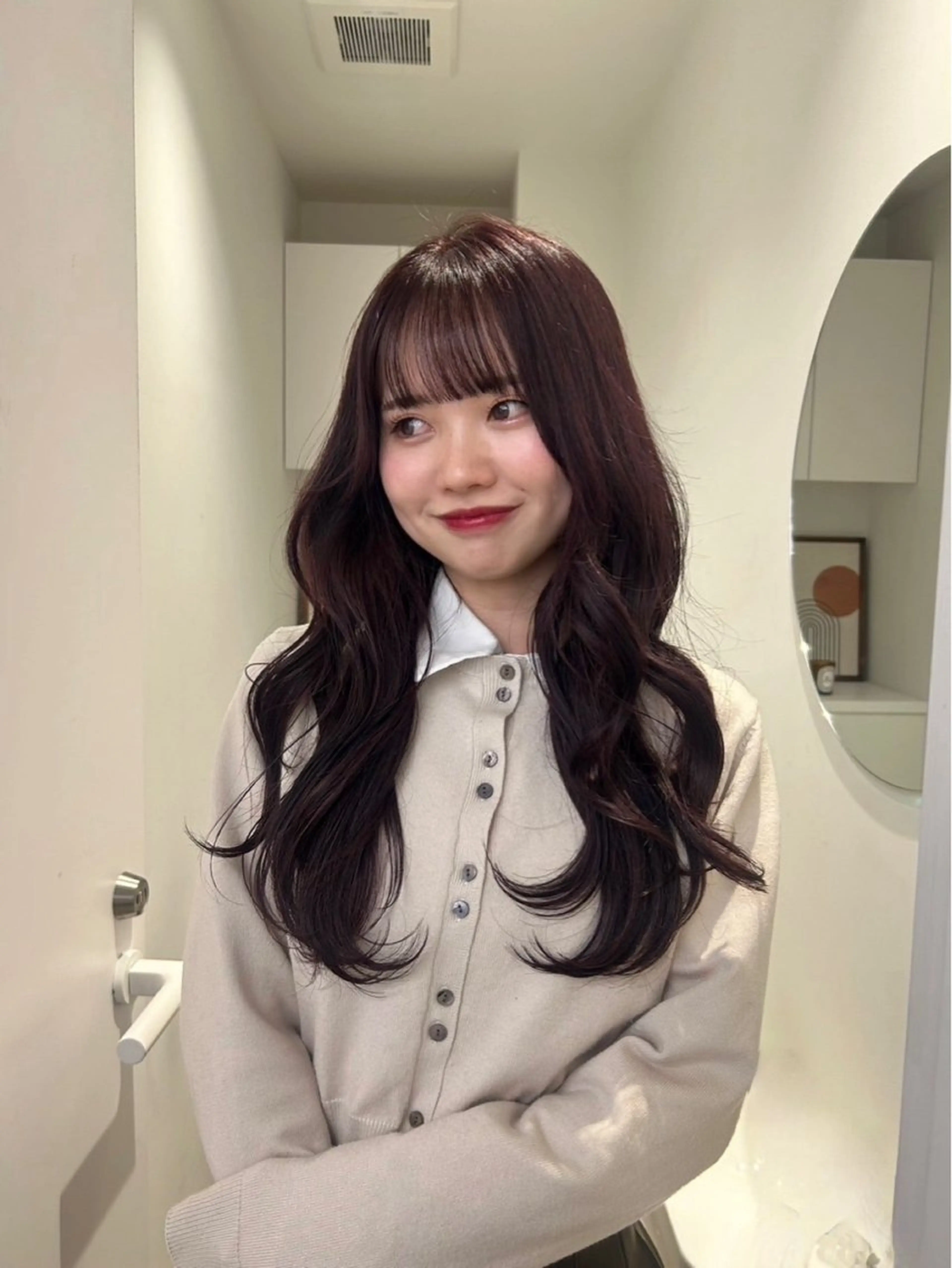 ロング ヘアカラー 👒透明感カラー yui👒のヘアスタイル